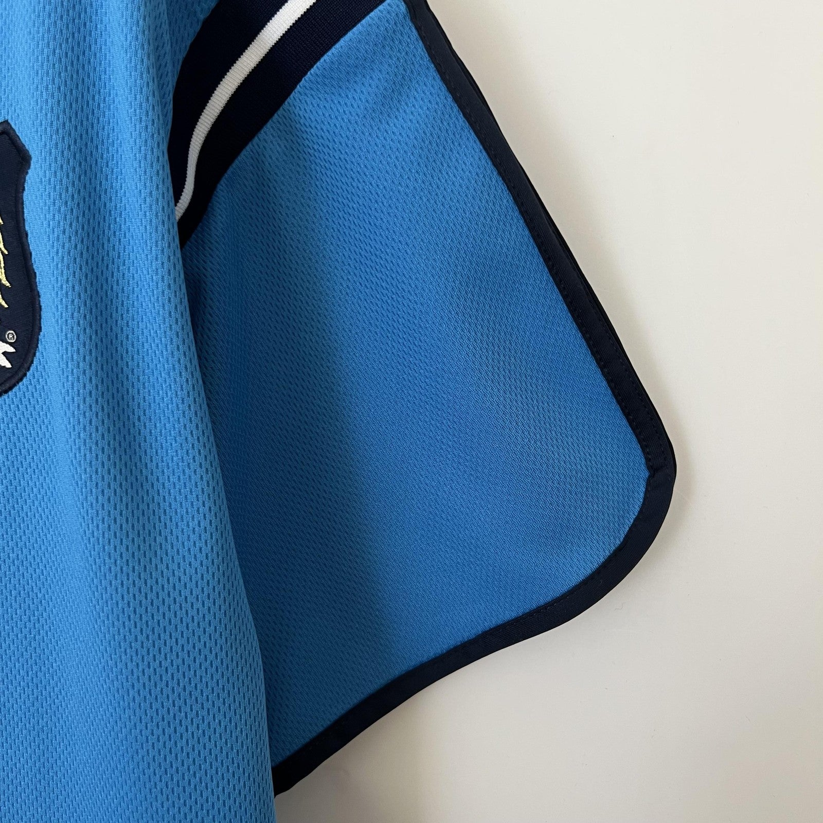 Retro Manchester City 01 02 Home