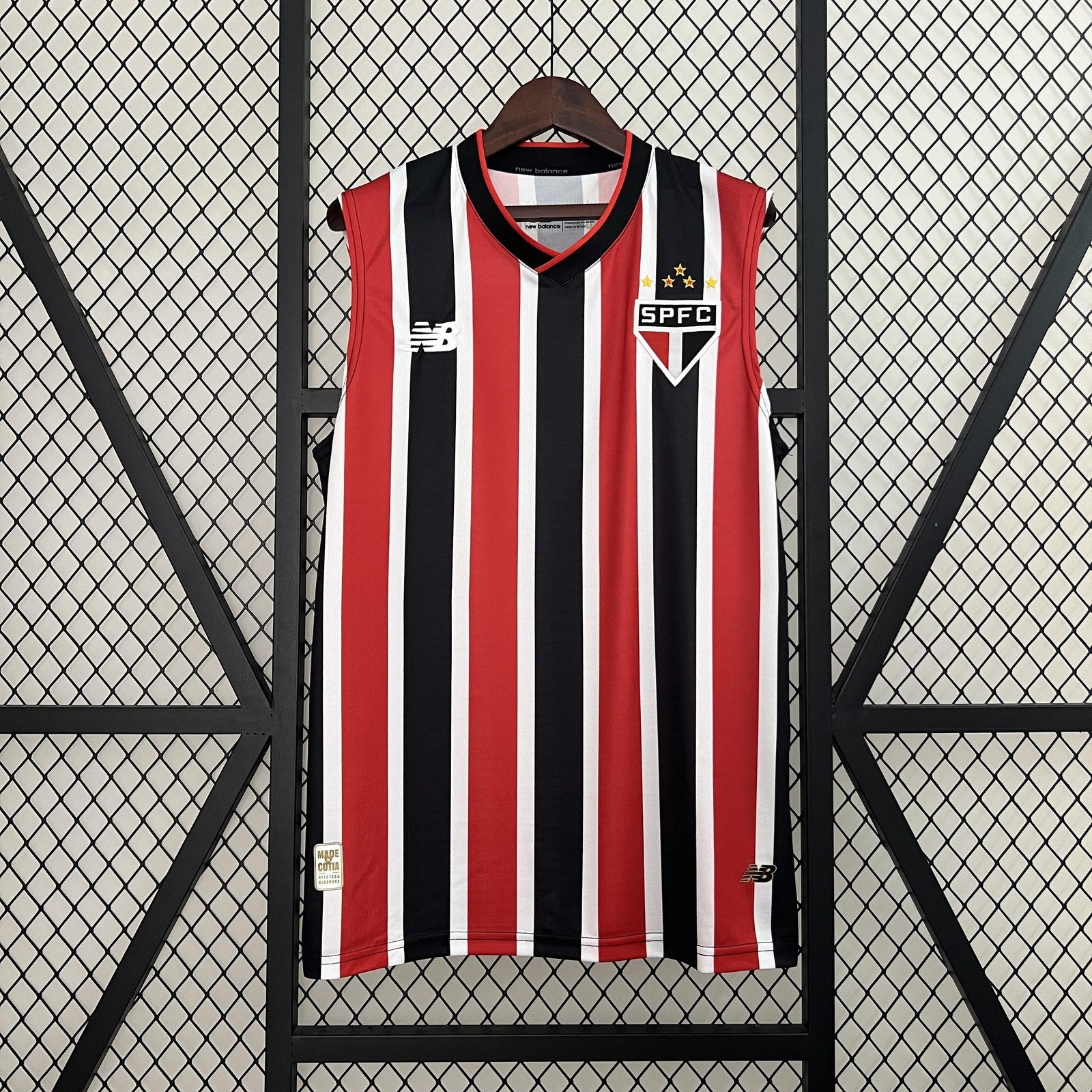 24 25 Vest Sao Paulo Away