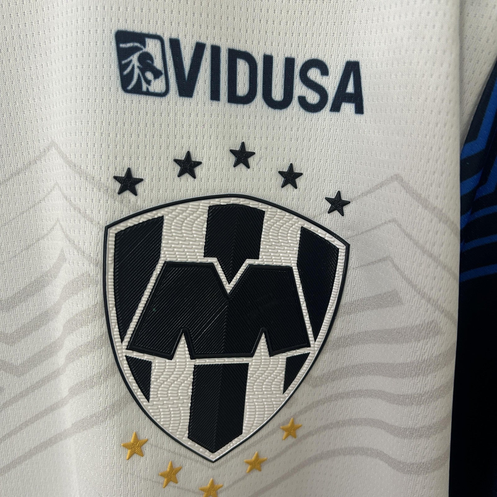 24 25 Monterrey Away