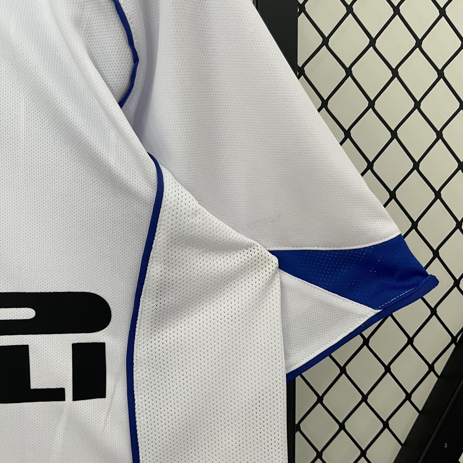 Retro Inter Milan 04 05 Away