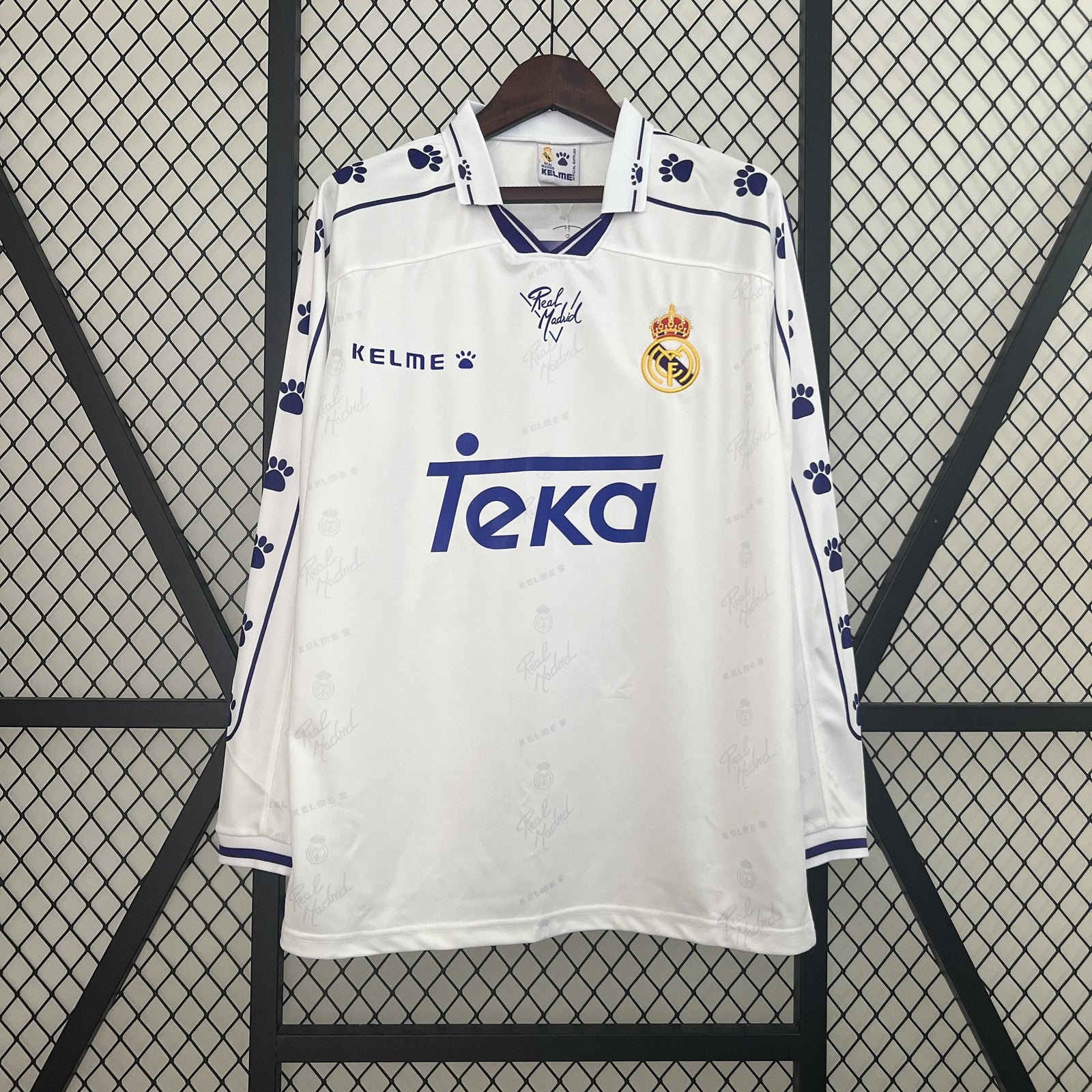Retro Long Sleeve Real Madrid 94 96 Home