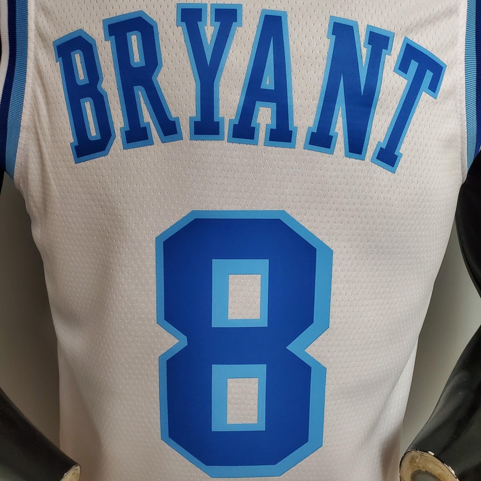Retro Night Bryant #8 Los Angeles Lakers White Nba Jersey Nike Connect Recognition