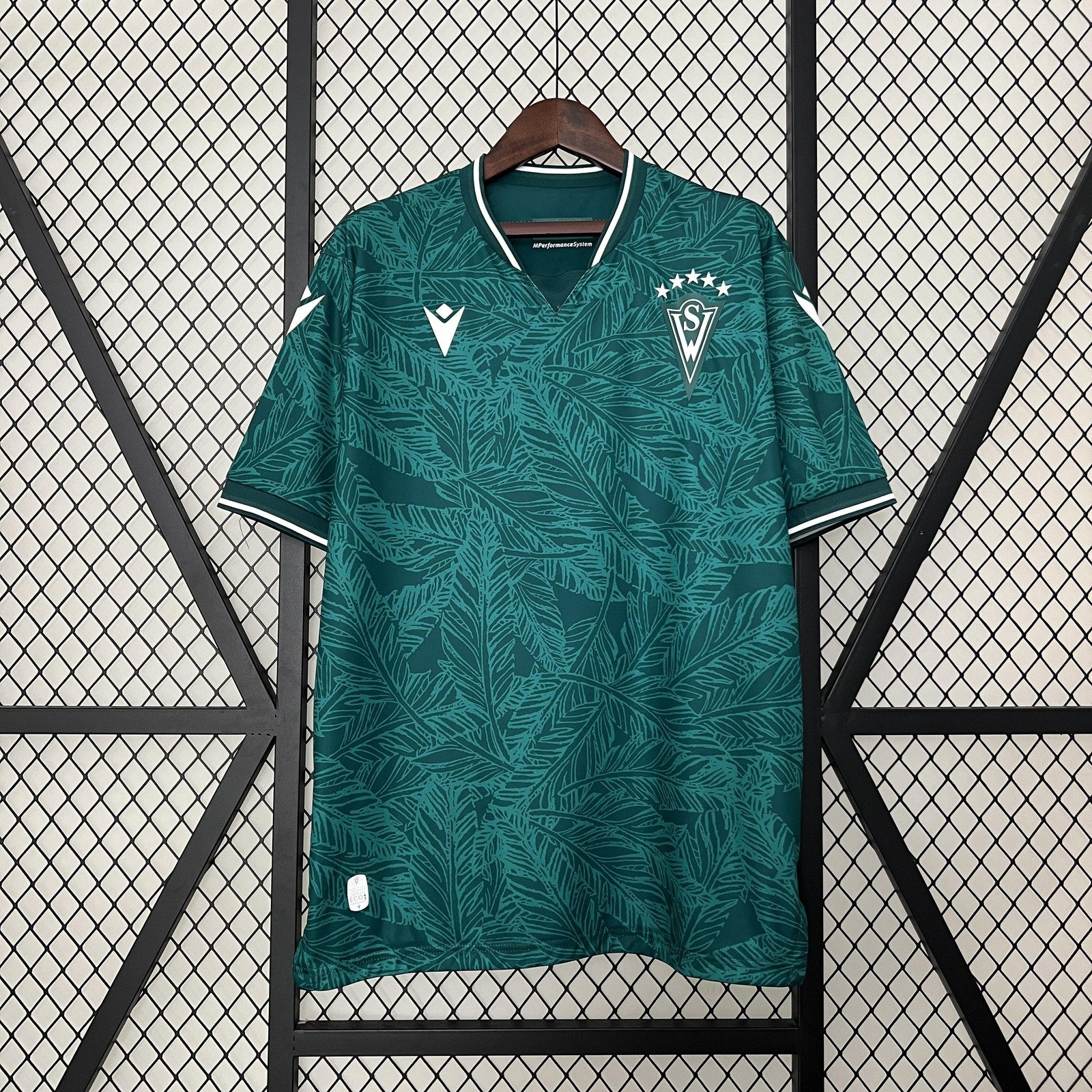 24 25 Santiago Wanderers Home