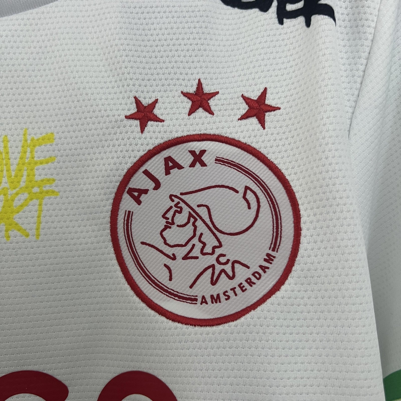 25 26 Ajax Special Edition