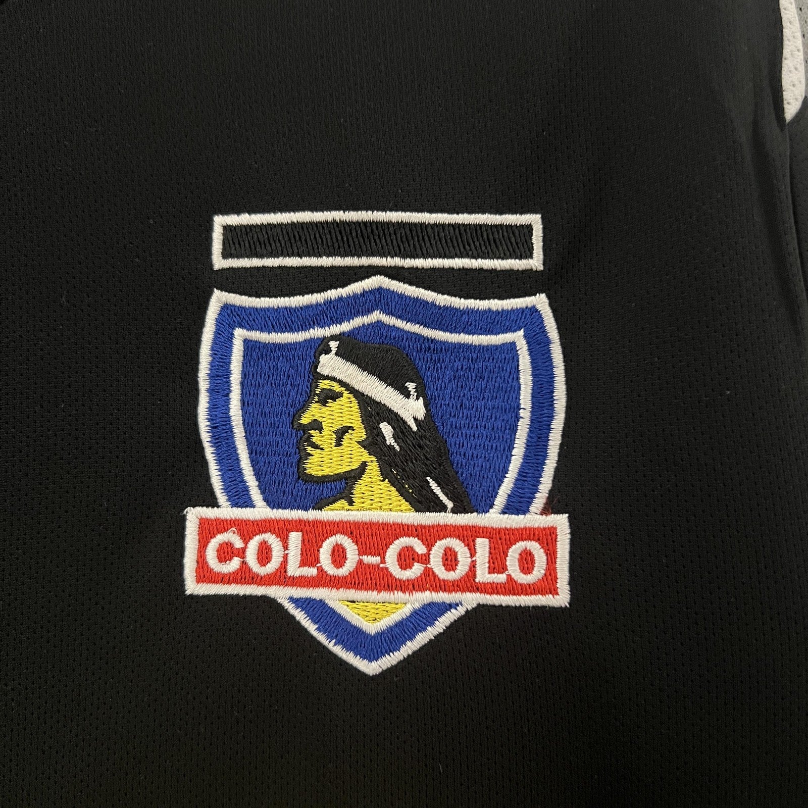 Retro Long Sleeve Colo Colo 2006 Away