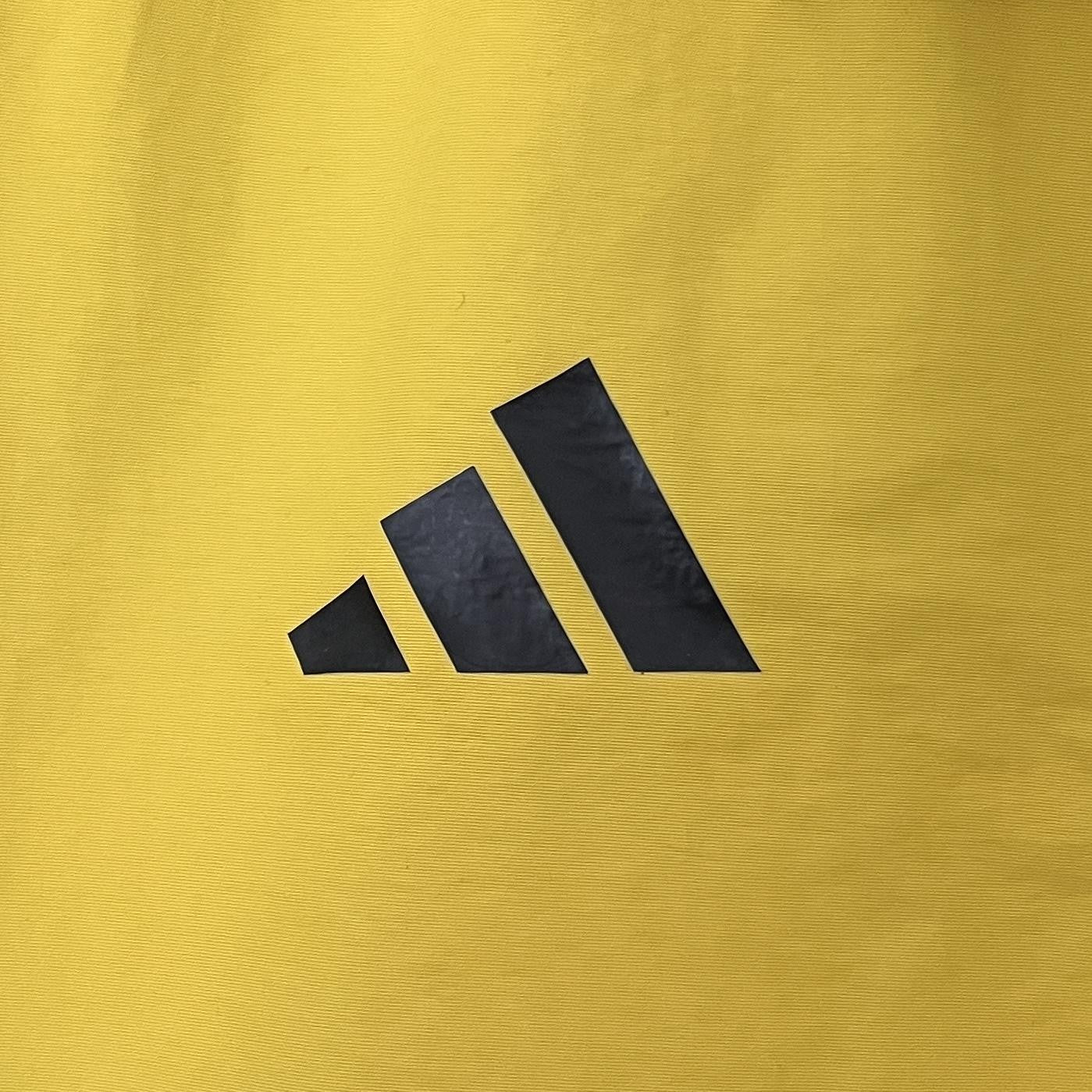 24 25 Real Madrid Trench Coat Reversible 2