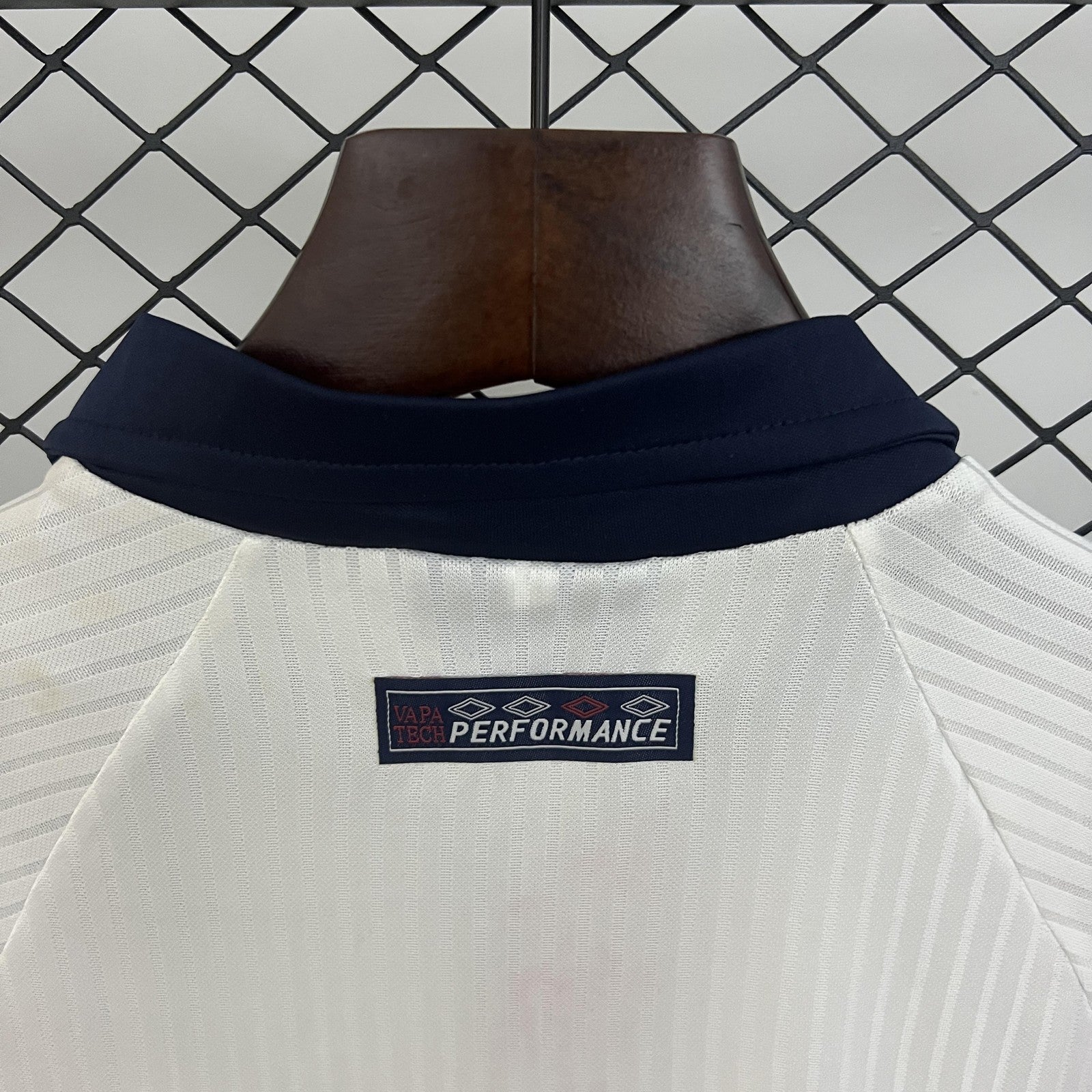 Kids England 1998 Home