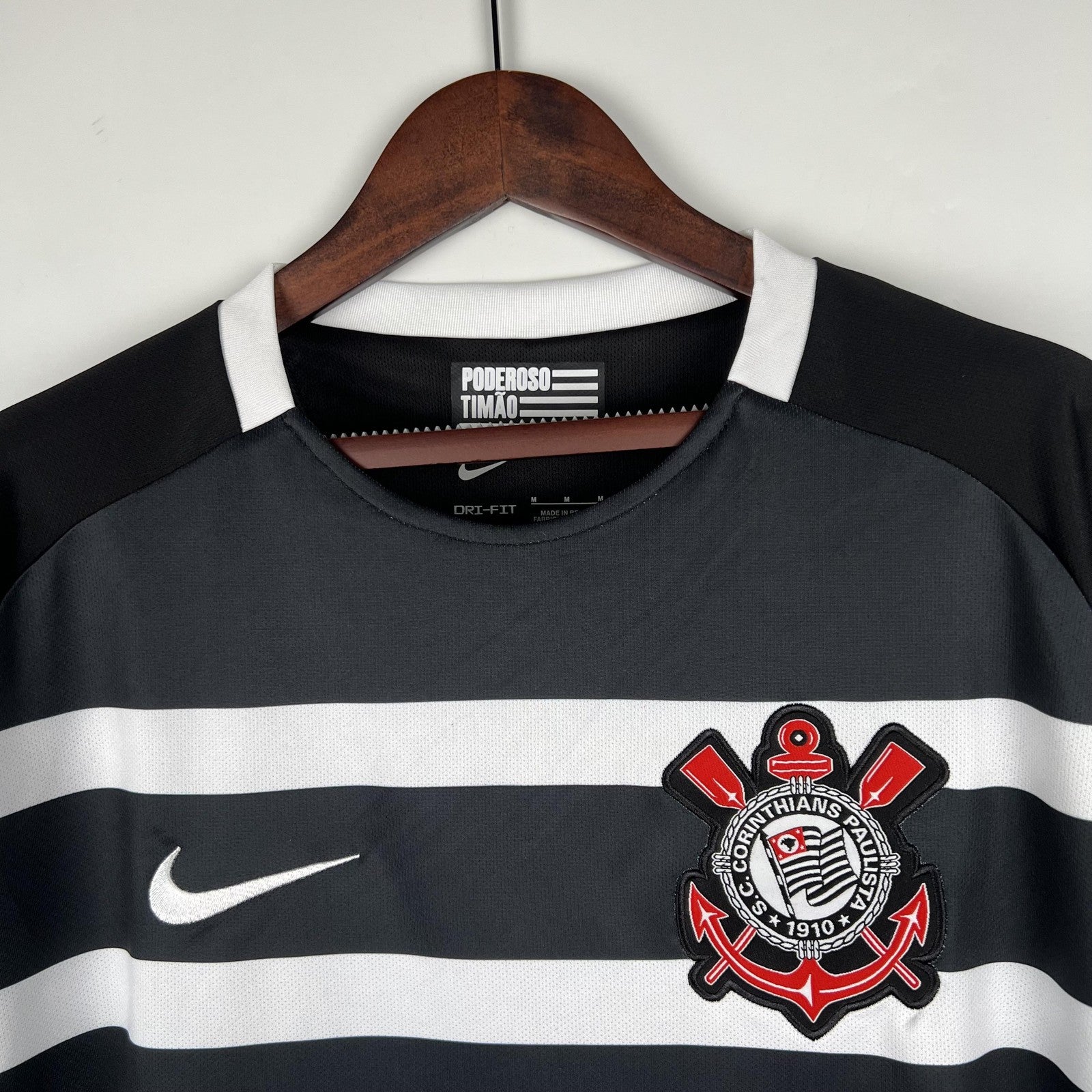 Retro Corinthians 15 16 Away