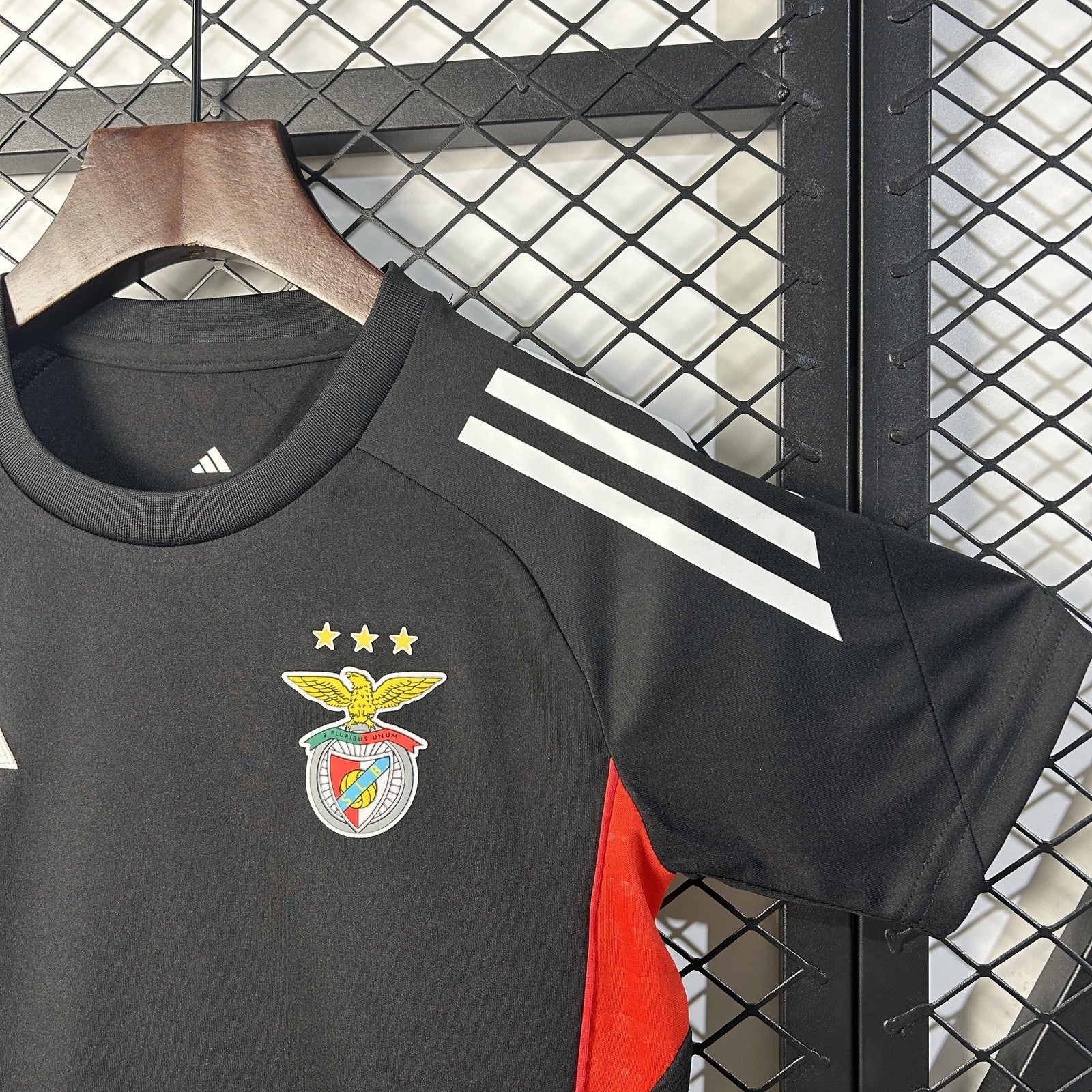 25 26 Kids Benfica Training Clothes