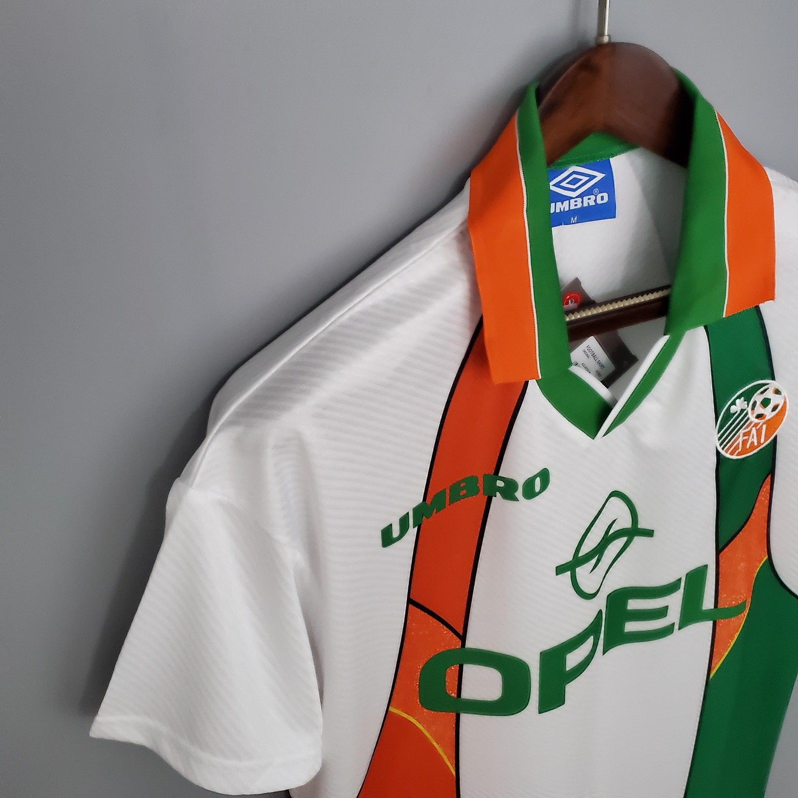 Retro Ireland Away