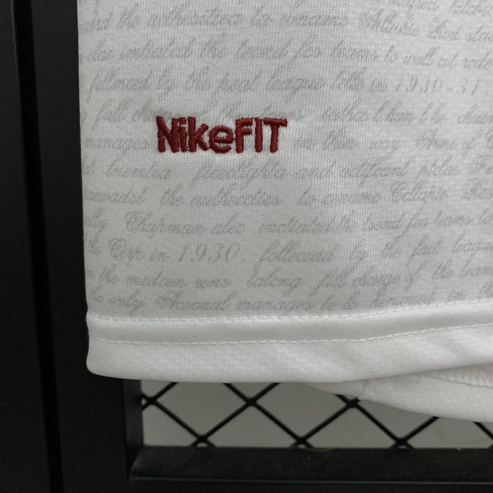 Retro Arsenal 07 08 Away