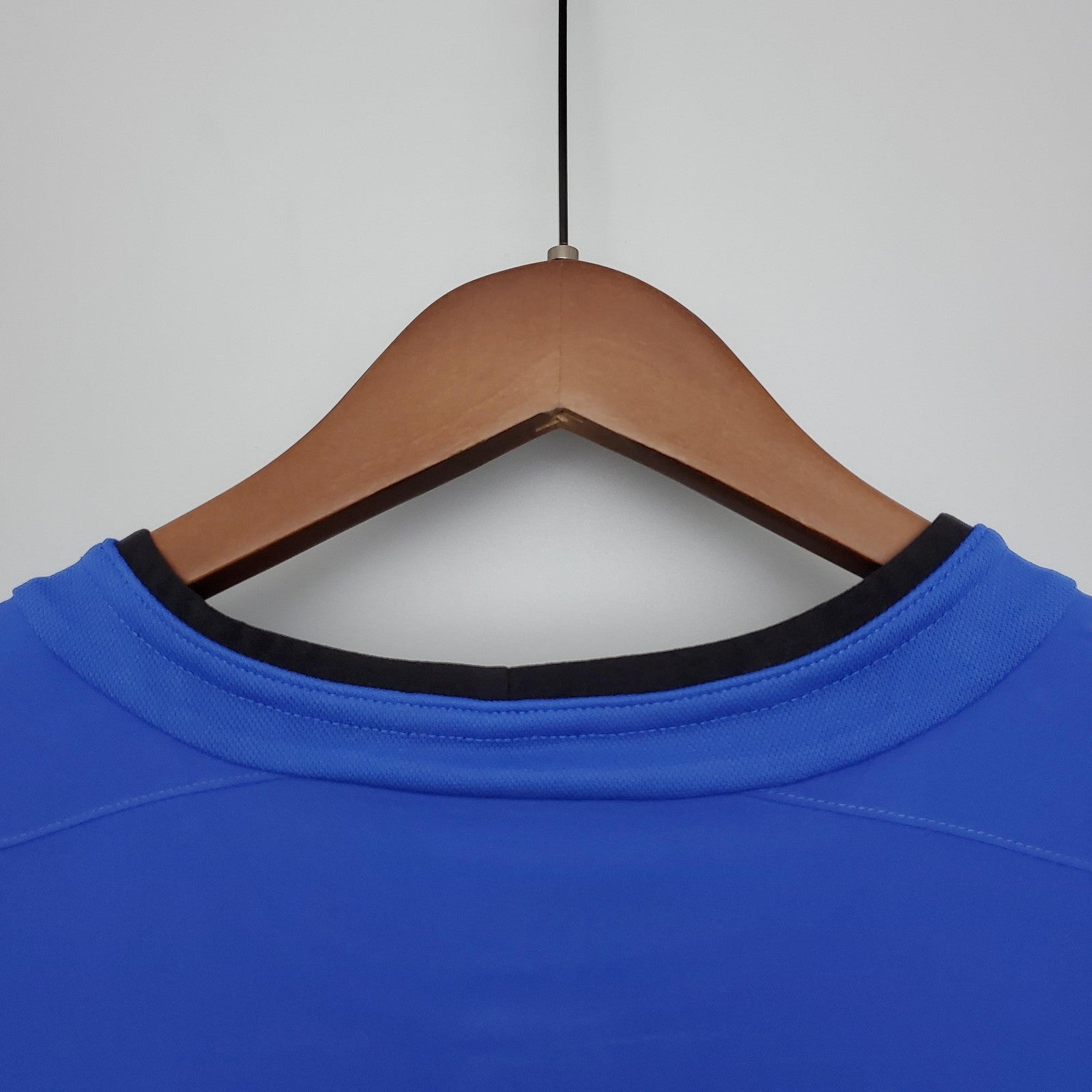 Retro M U 02 04 Away