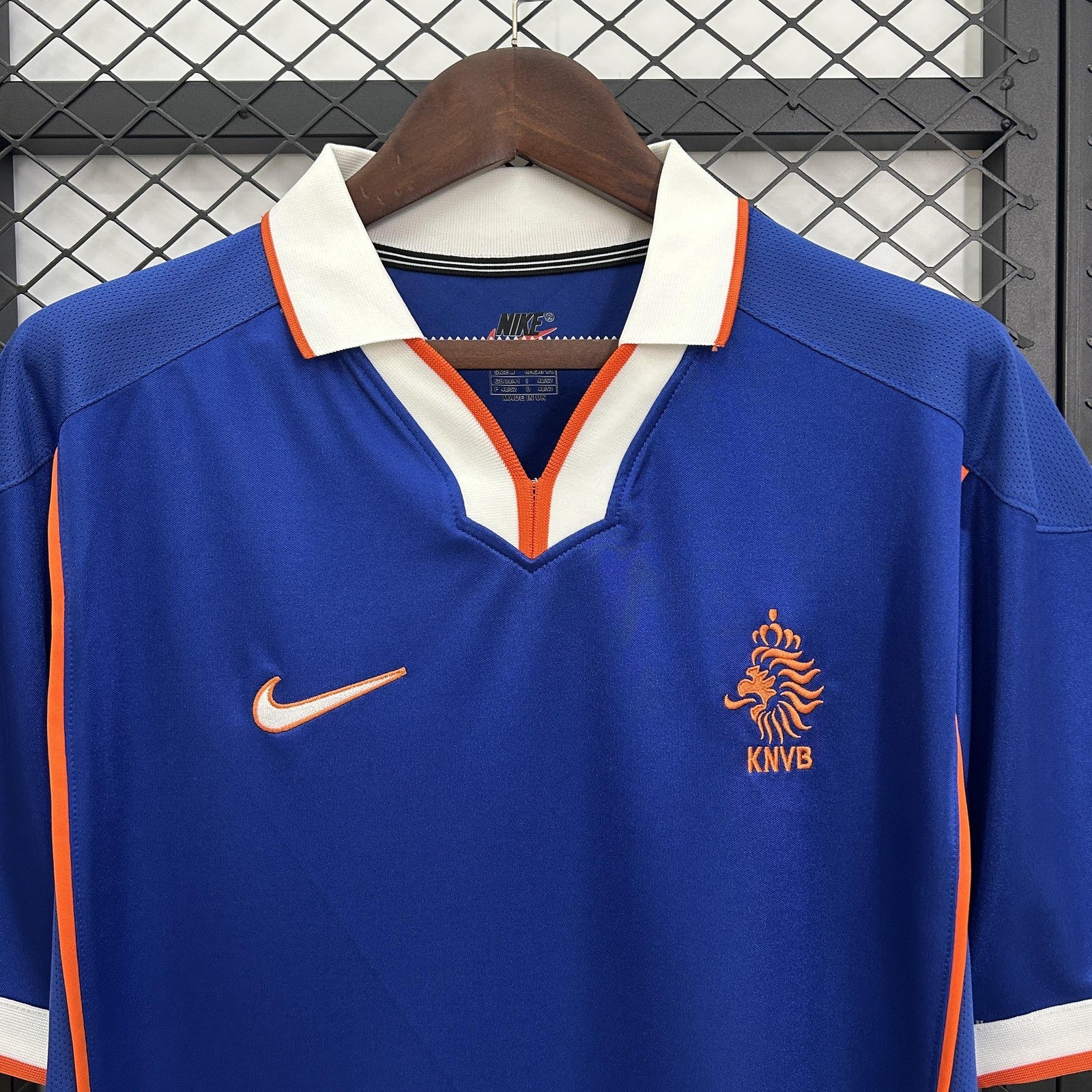 Retro 1998 Holland Home Retro