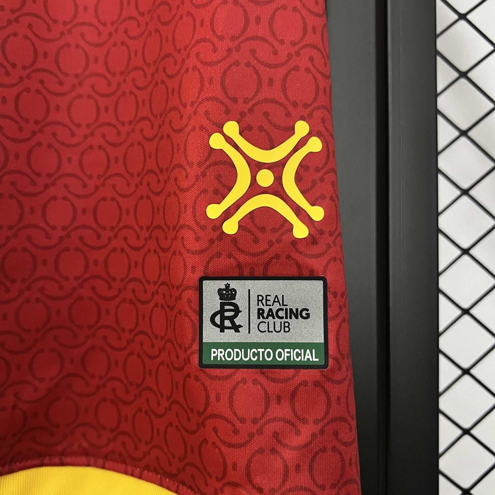 24 25 Santander Away