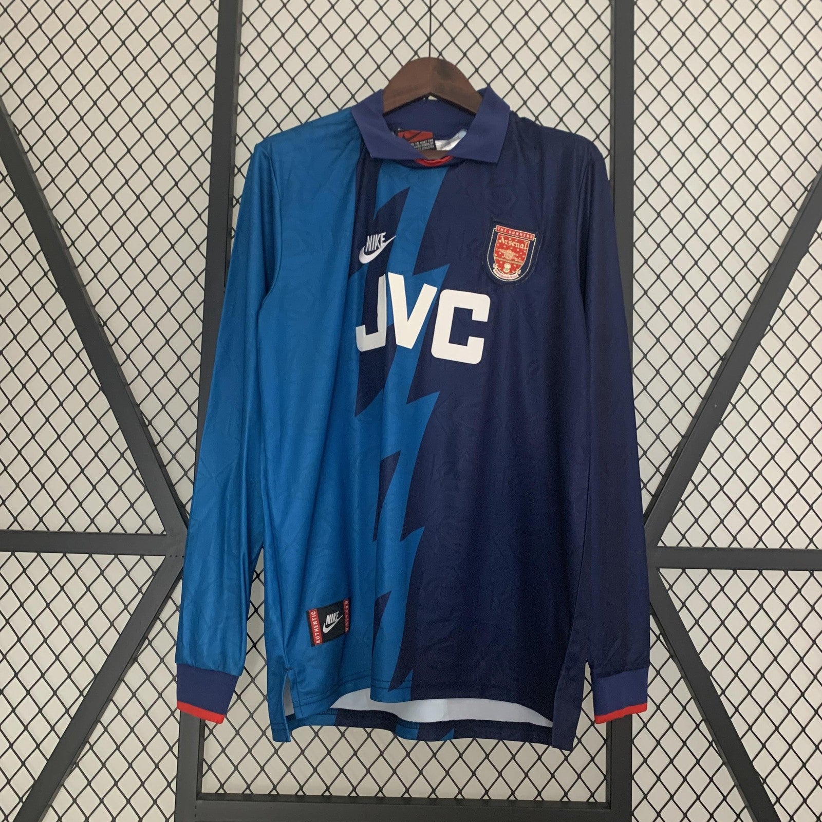 Retro Long Sleeve Arsenal 95 96 Away