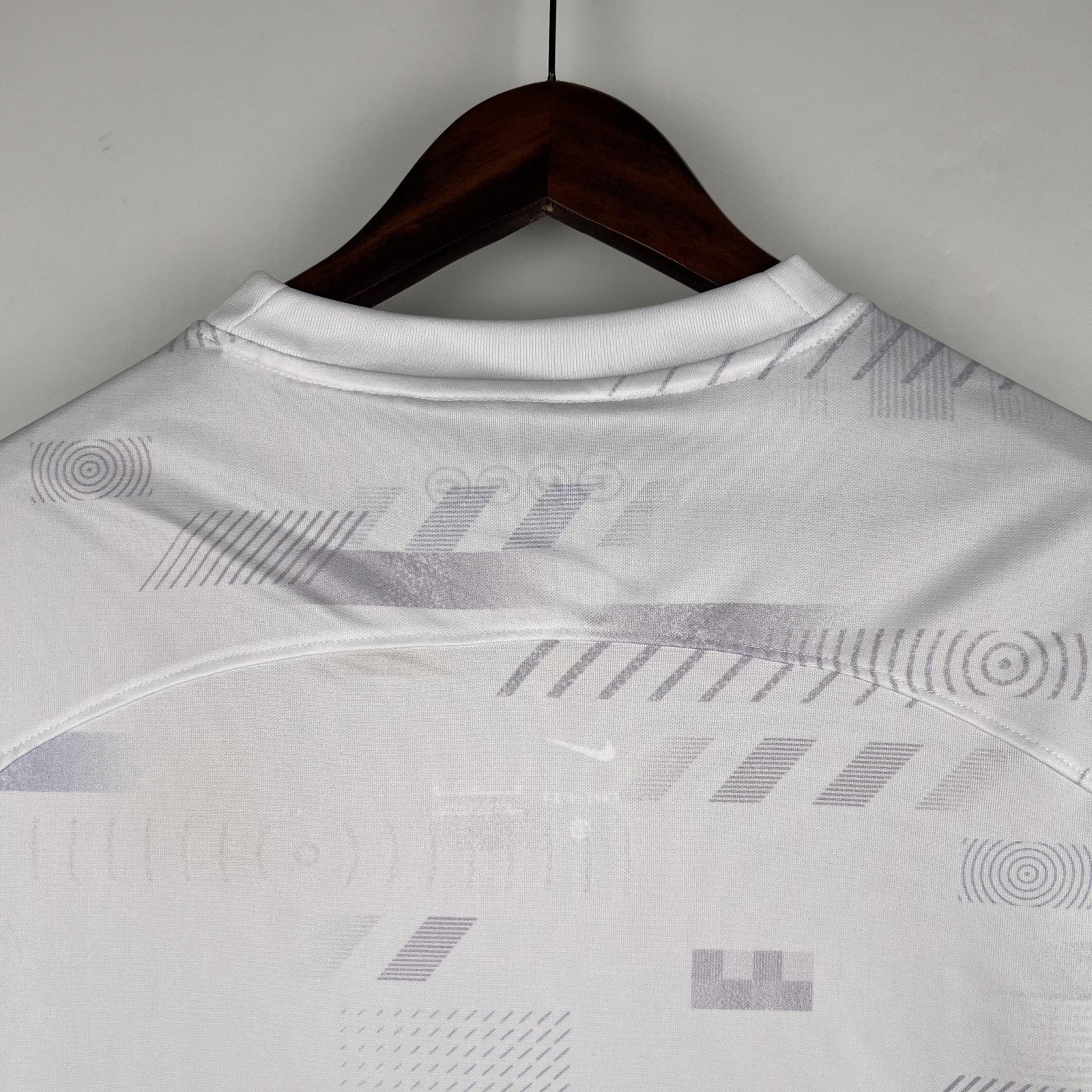 23 24 Tottenham Home