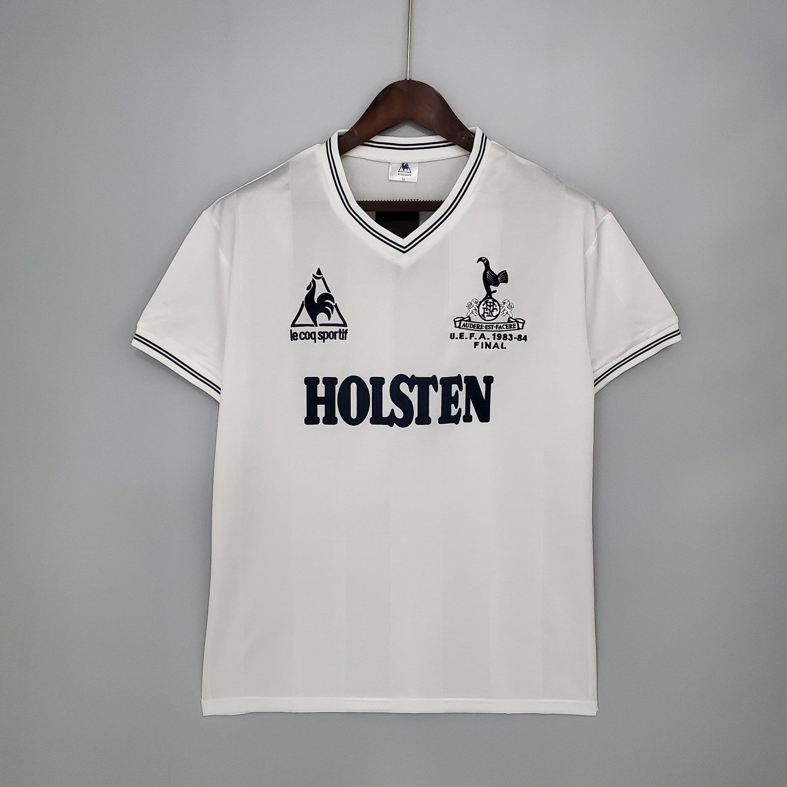 Retro Tottenham Home