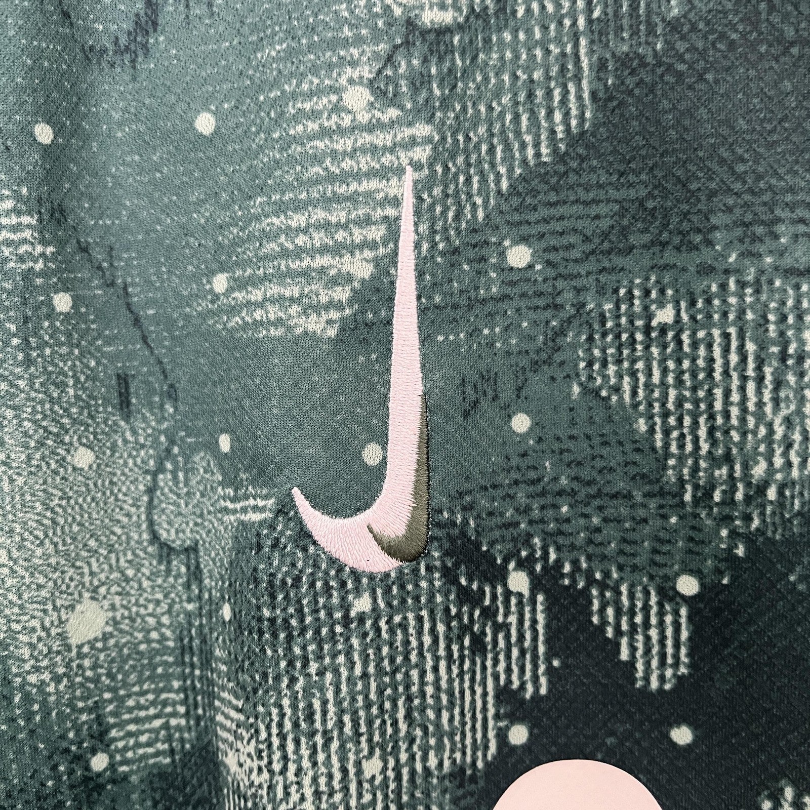 24 25 Tottenham Third Away