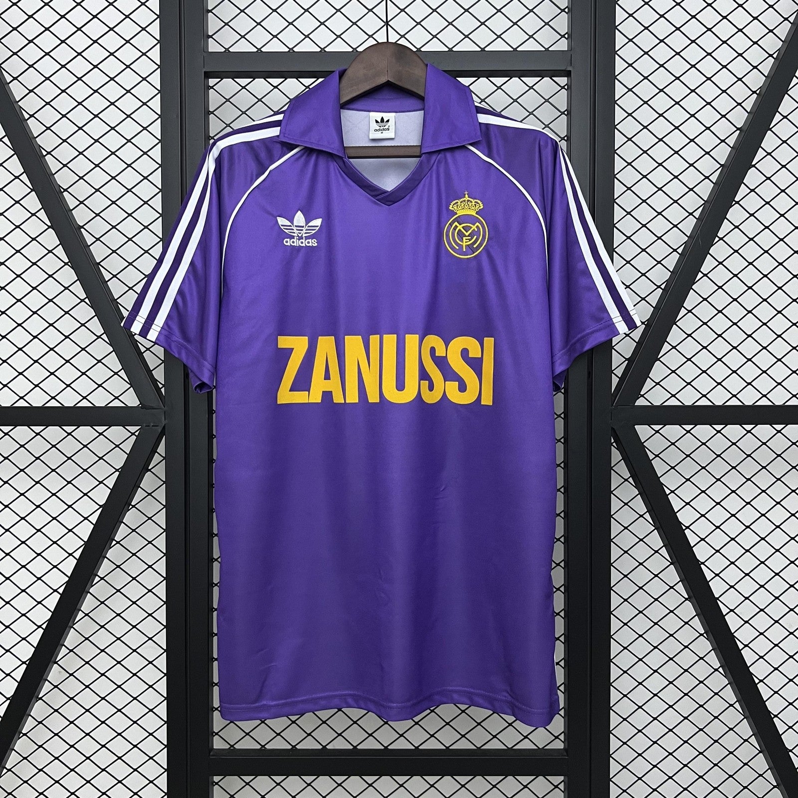 Retro Real Madrid 84 85 Away