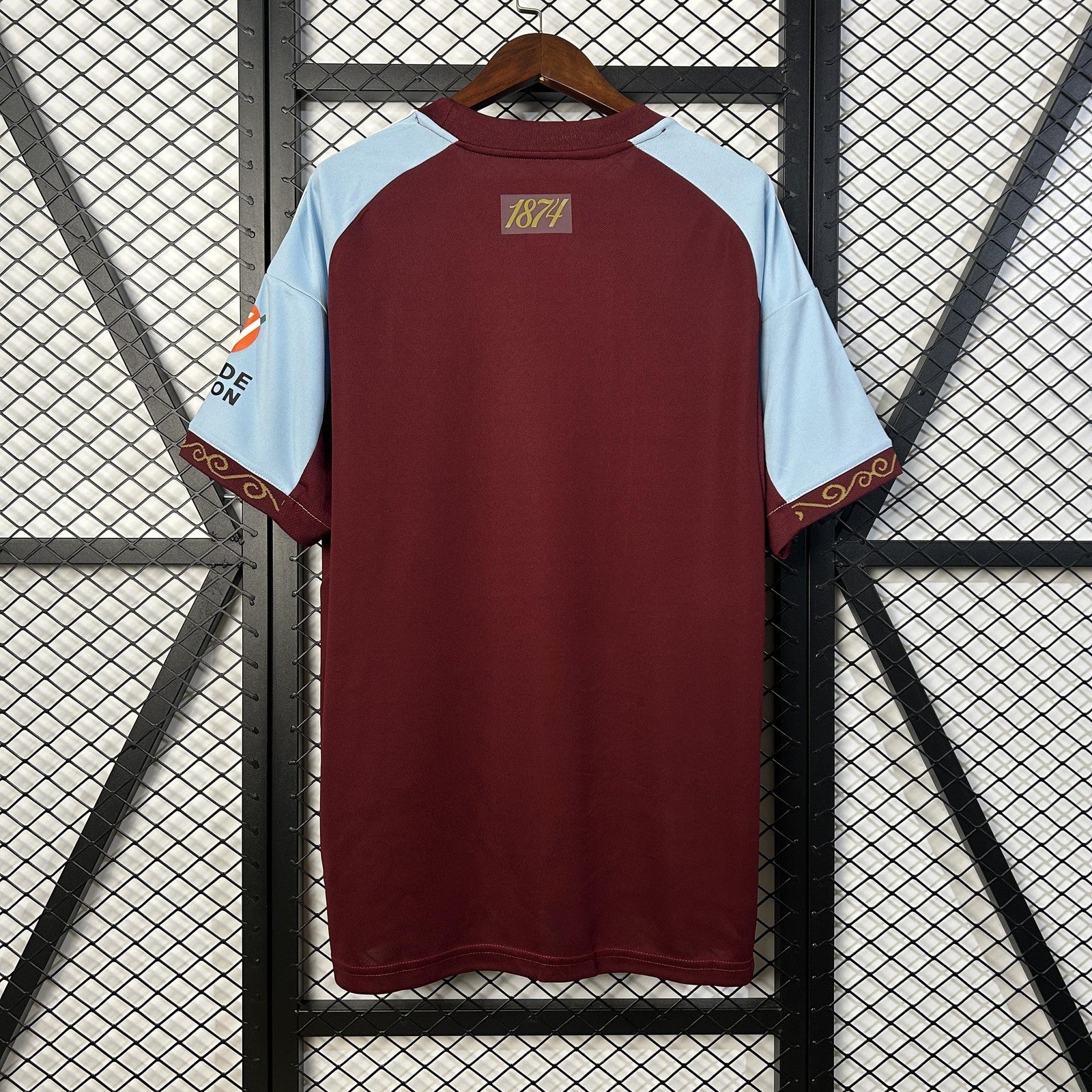 25 26 Aston Villa Home
