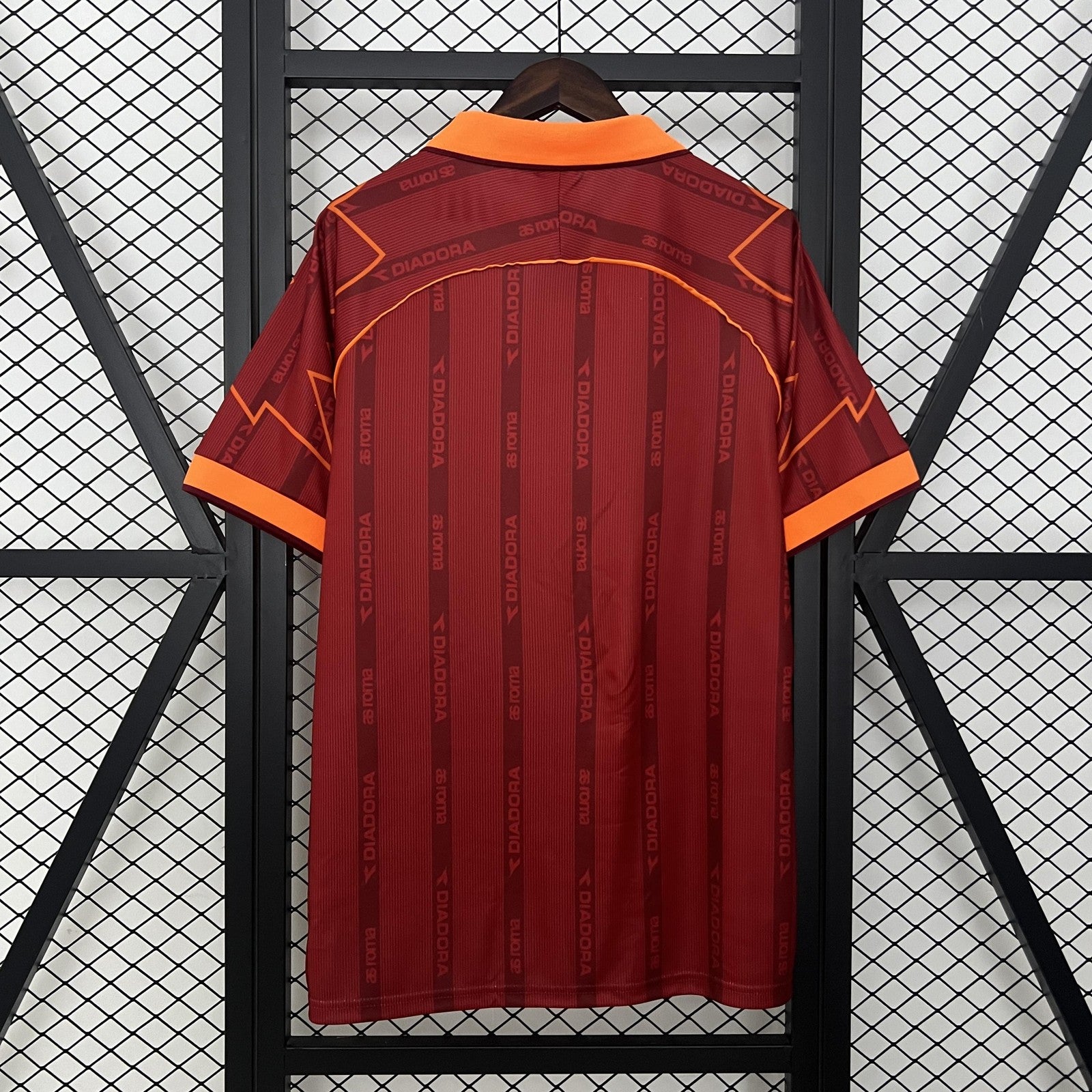 Retro Roma 99 00 Home