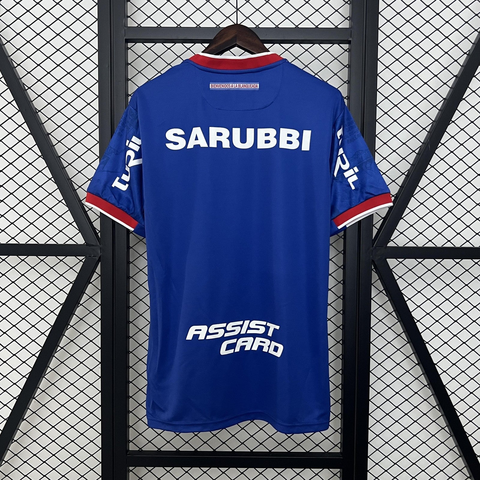 24 25 Uruguayan National