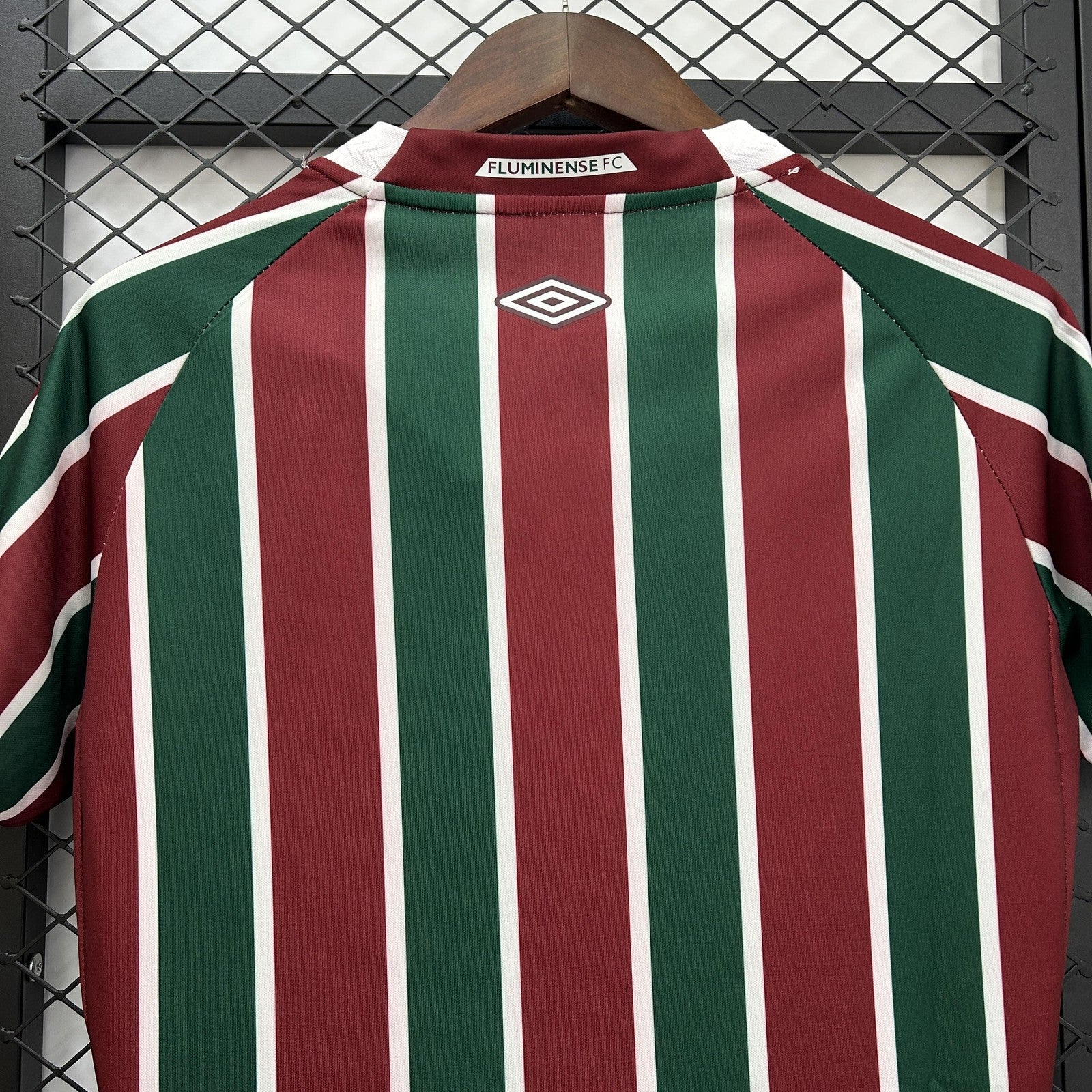 25 26 Women Fluminense Home