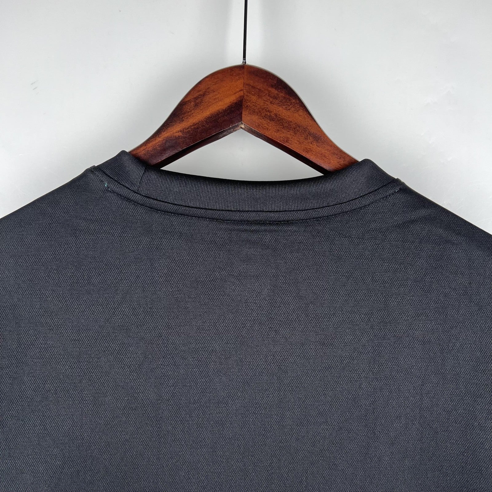 Retro Real Madrid 17 18 Away