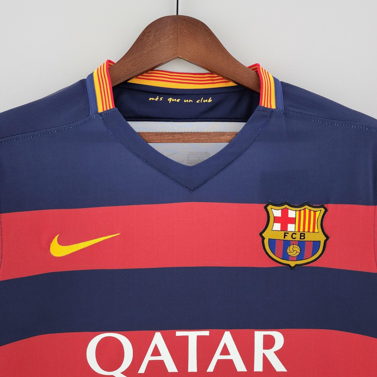 Retro 15 16 Barcelona Home