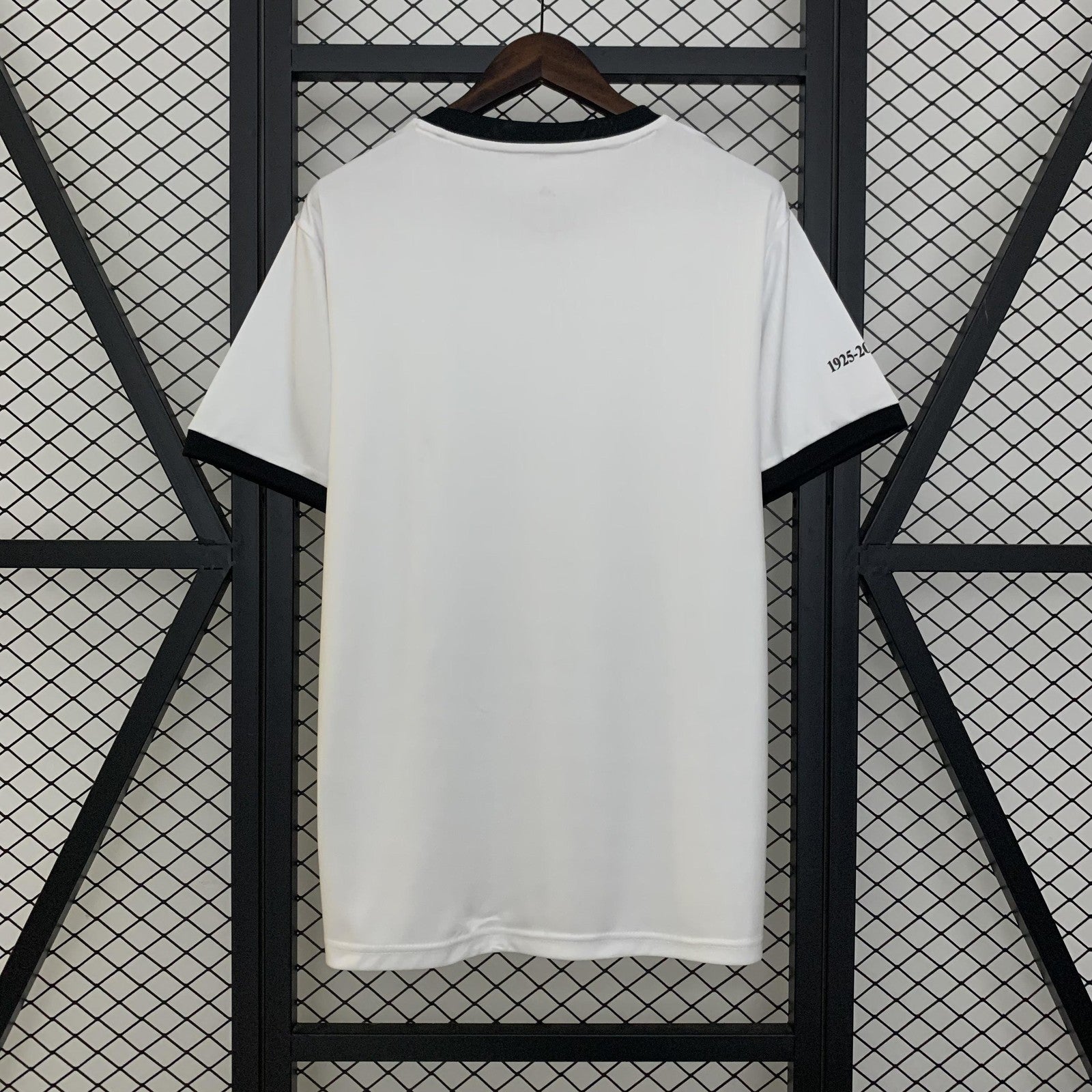 25 26 Colo Colo 100th Anniversary White