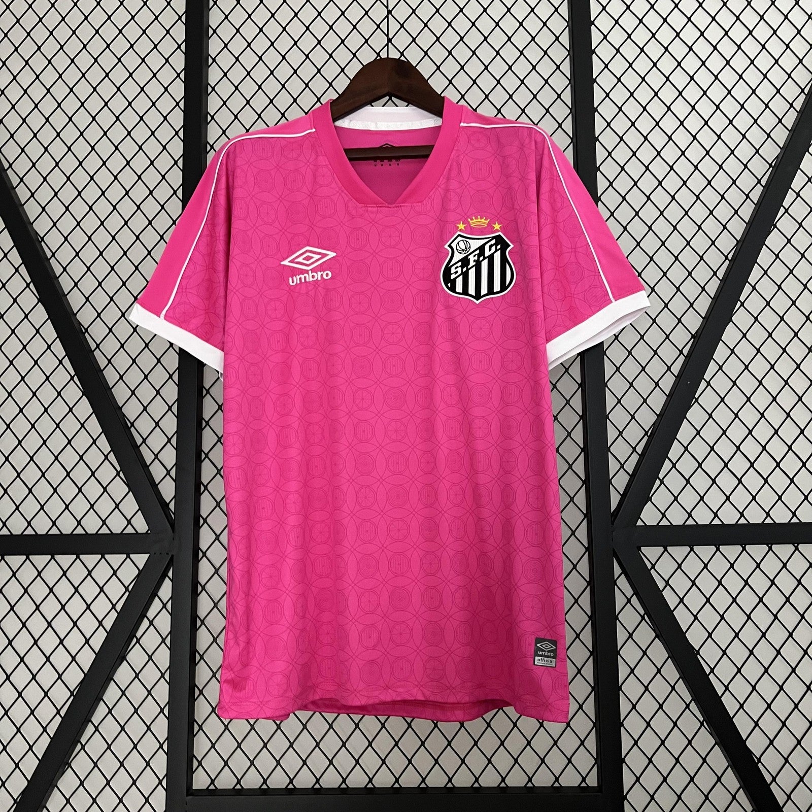 23 24 Santos Pink