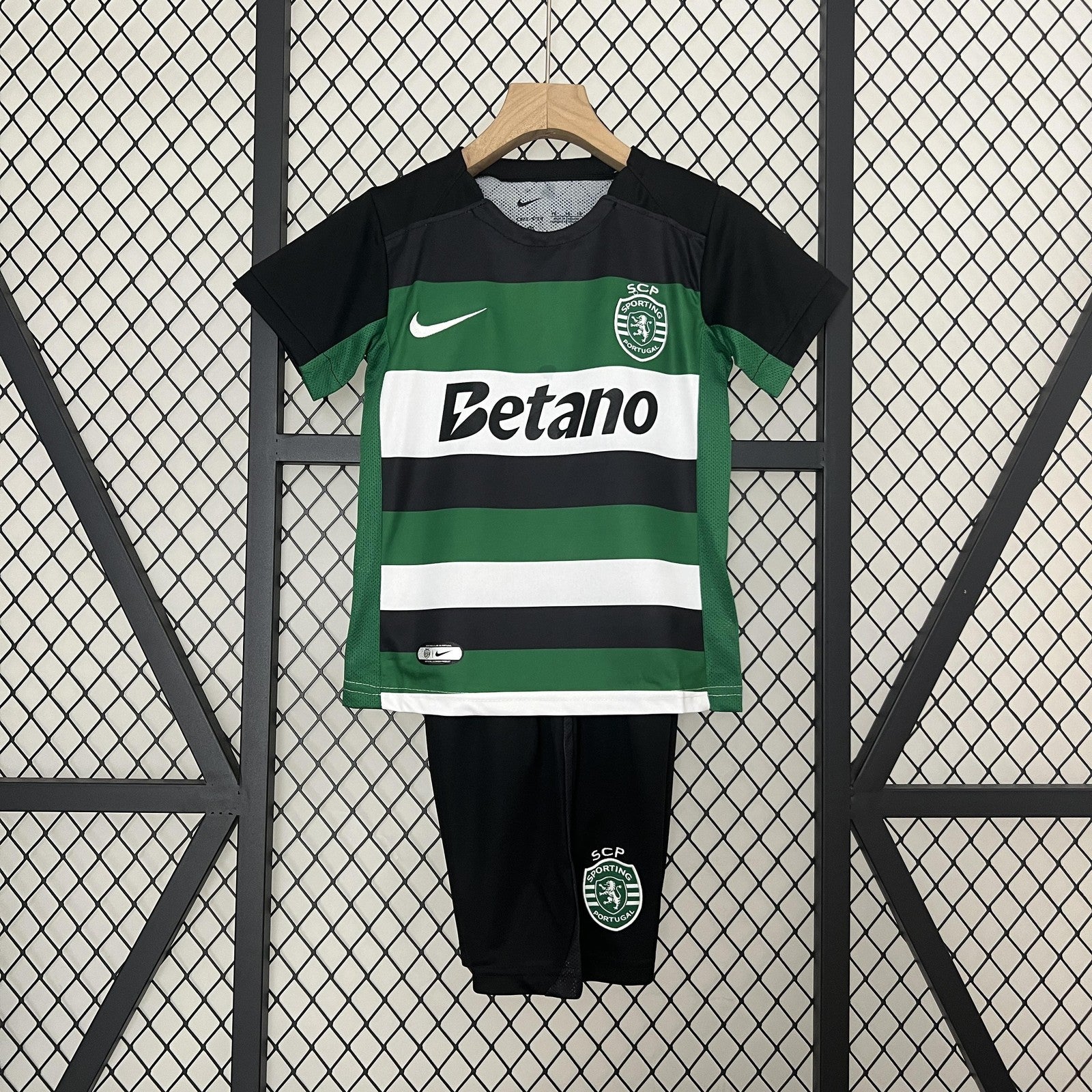 24 25 Kids Sporting Lisbon Home