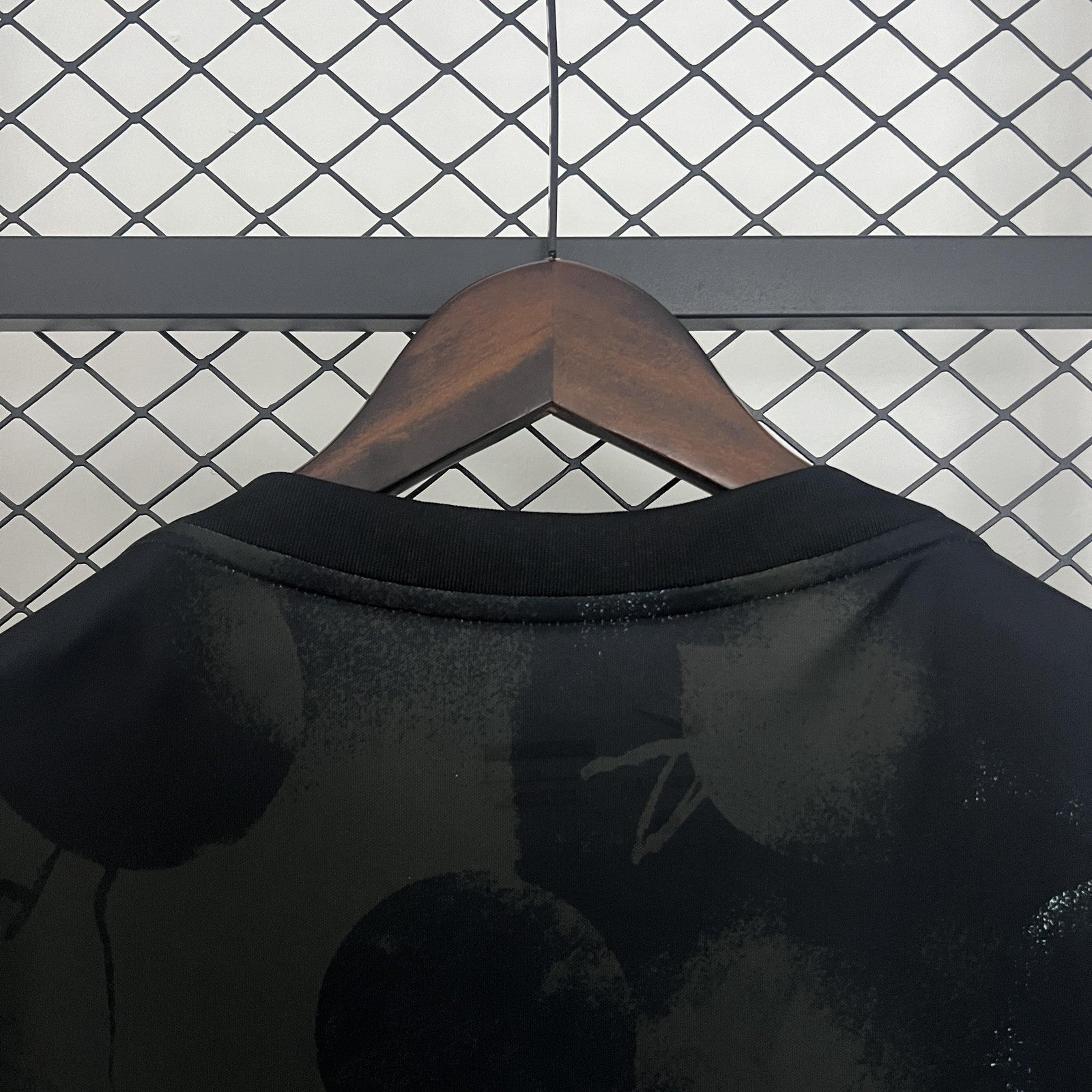 25 26 Corinthians Training Suit