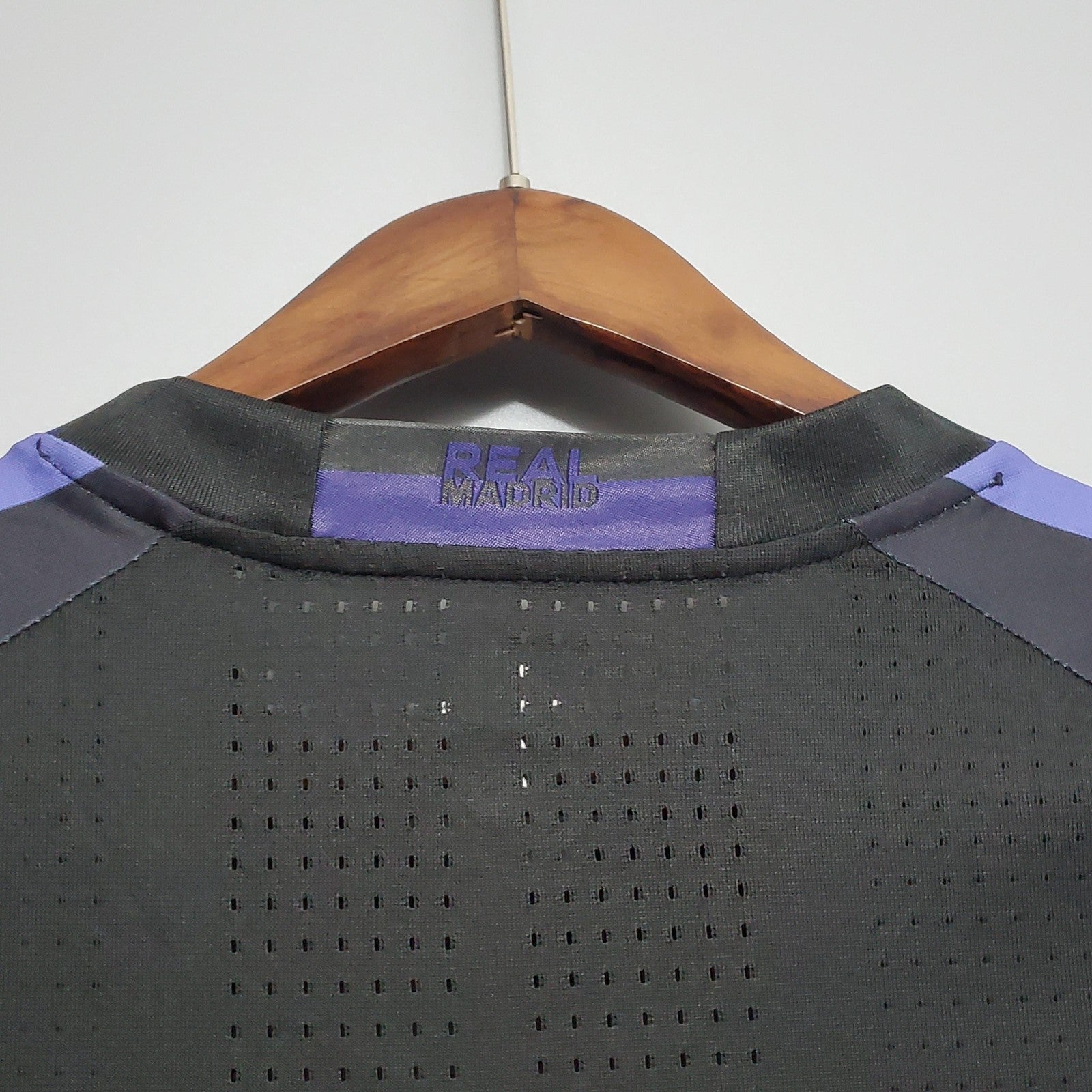 Retro Real Madrid 15 16 Third Away