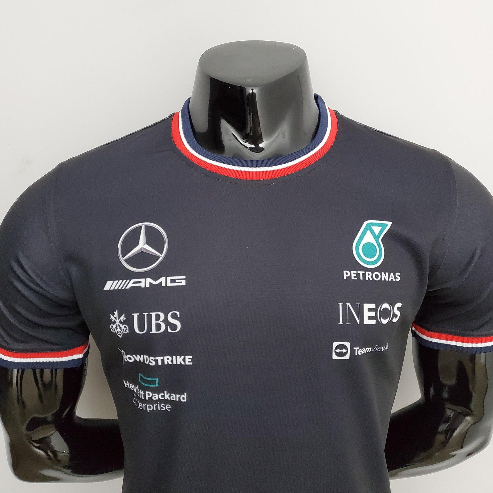 F1 Formula One 2022 Mercedes Black