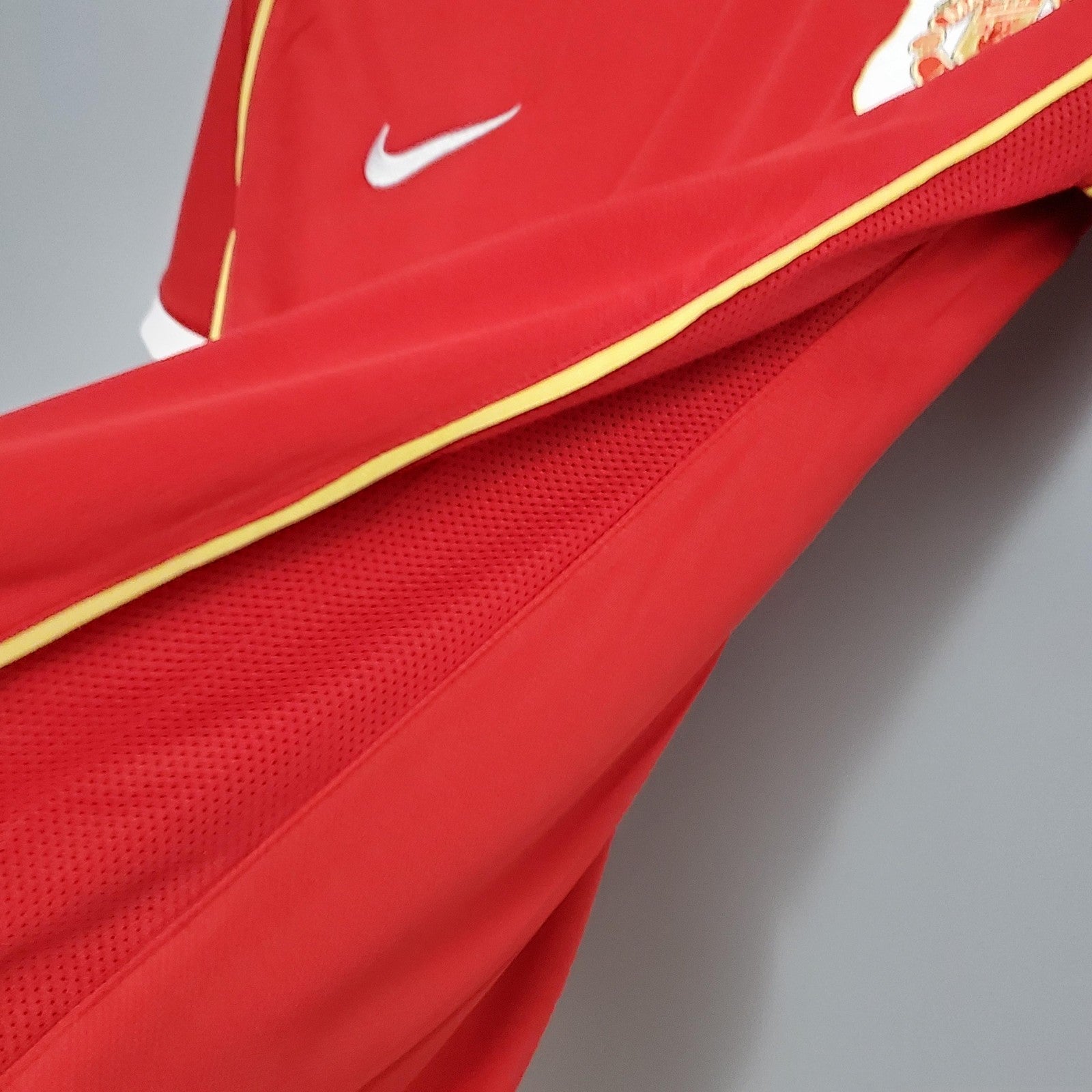 Retro 06 07 M U Home