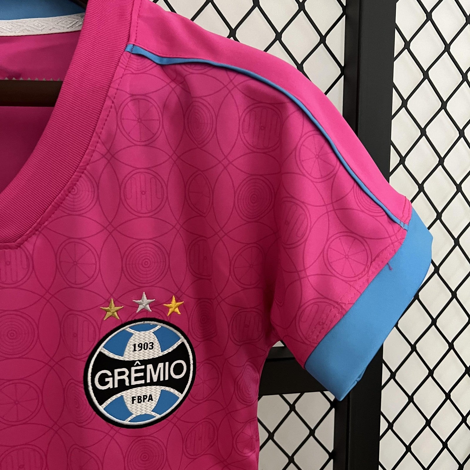 23 24 Womens Gremio Pink
