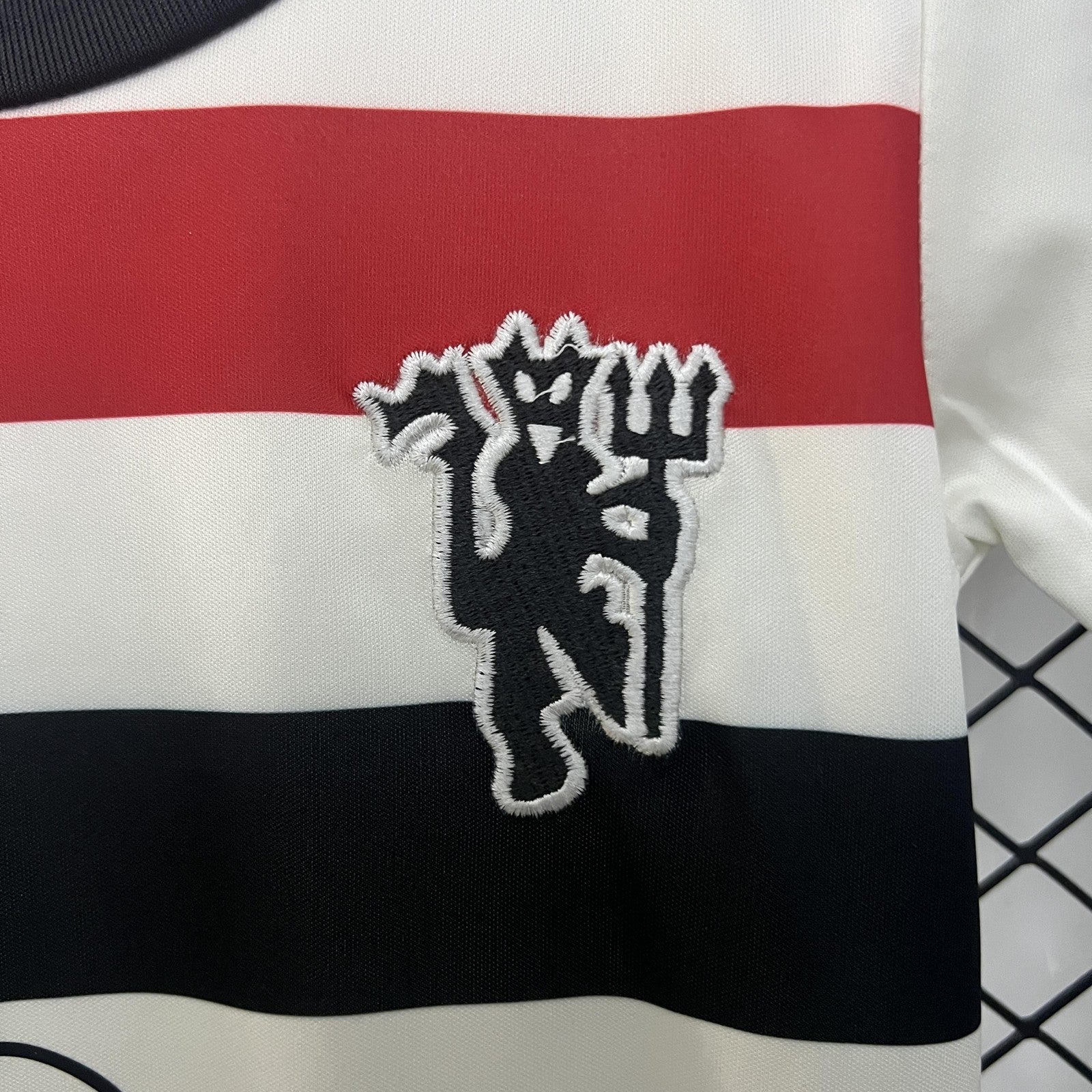 24 25 Kids M U Third Away