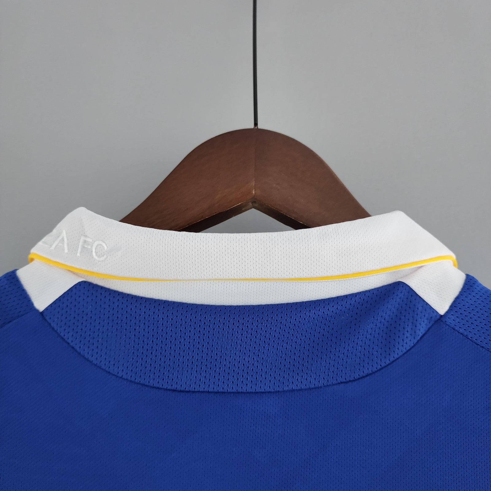 Retro Chelsea 08 09 Home