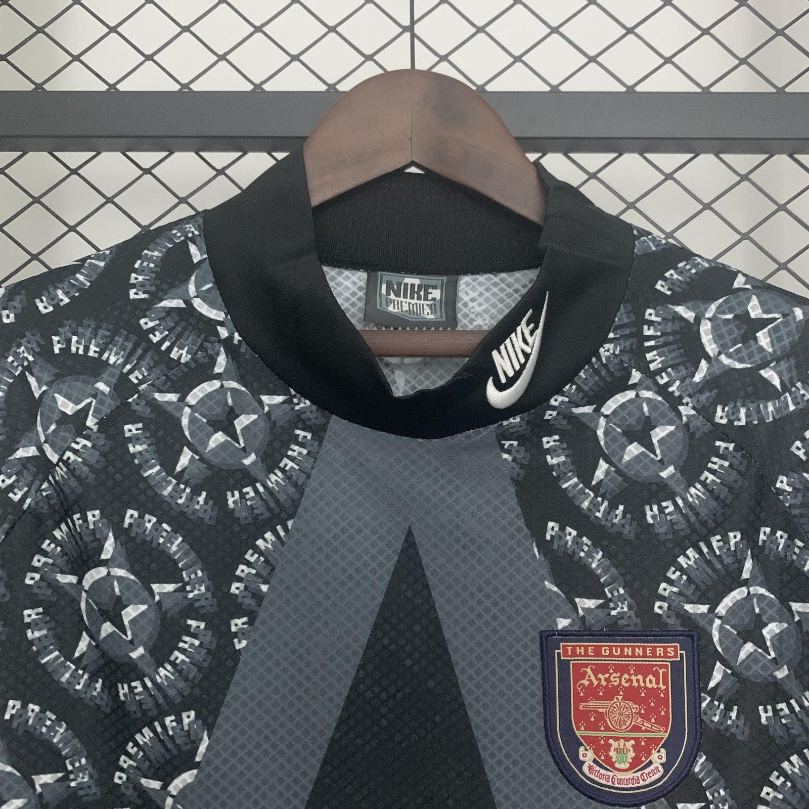 Retro Goalkeeper Arsenal