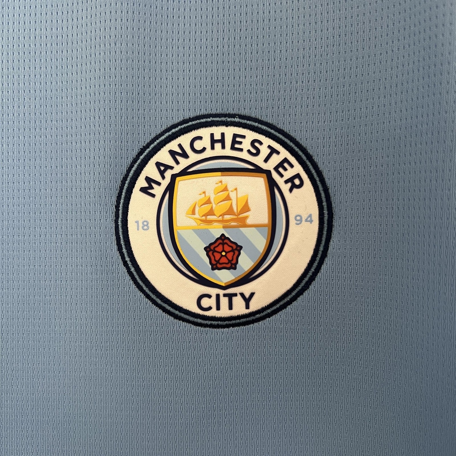 24 25 Manchester City Home
