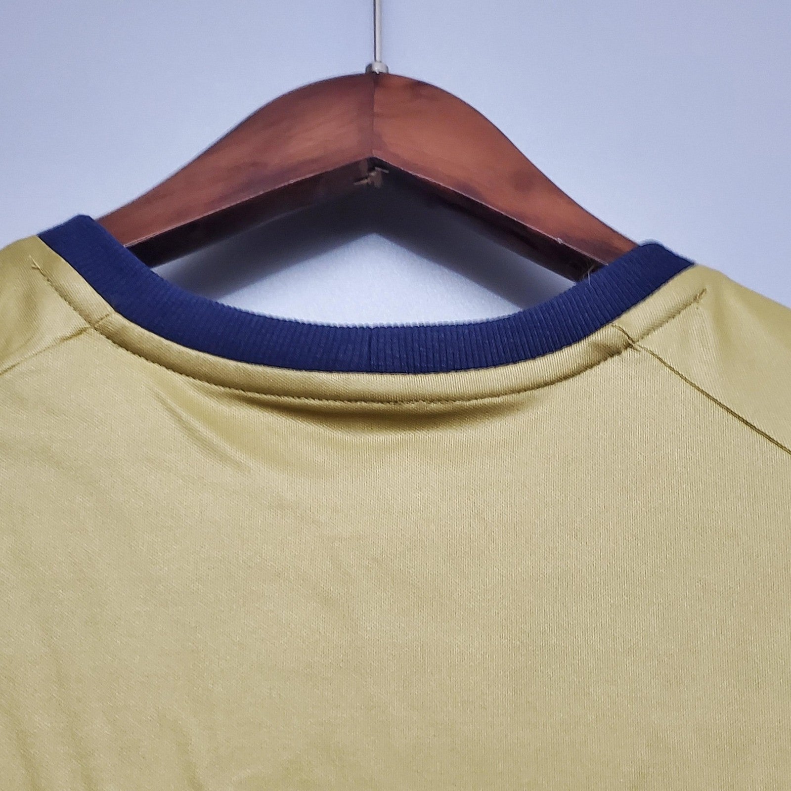 Retro 2006 Italy Golden