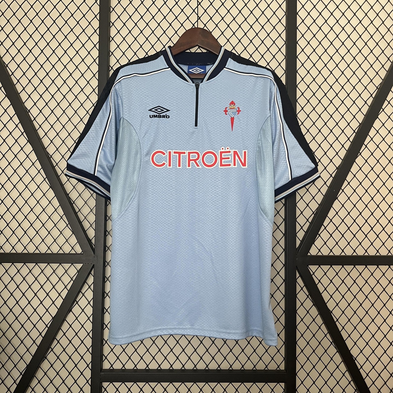 Retro Celta 99 00 Home