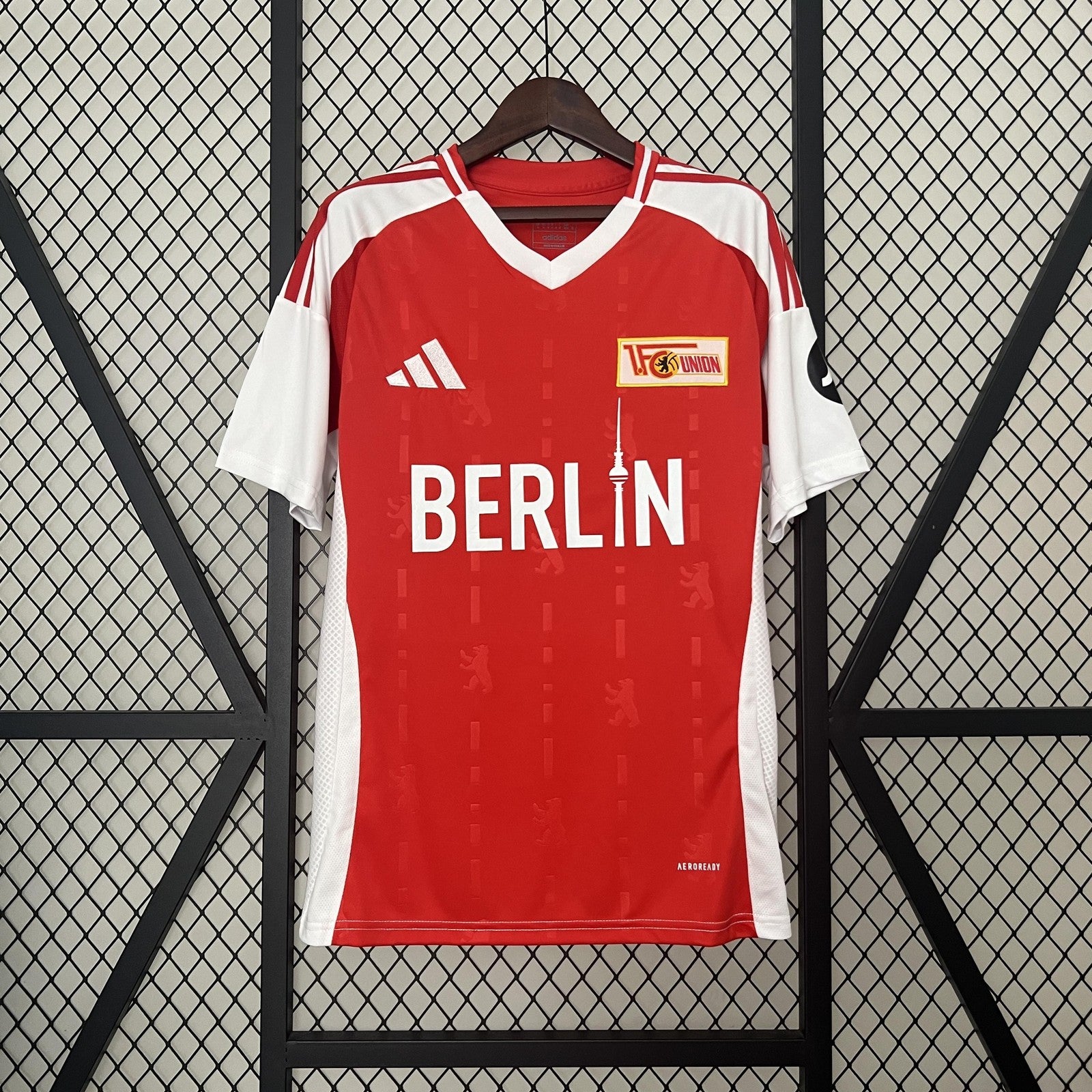 24 25 Union Berlin Home