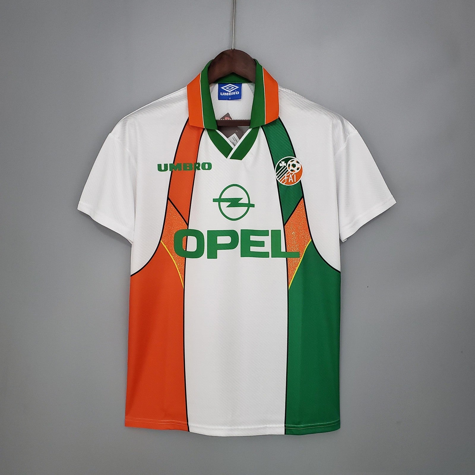 Retro Ireland Away