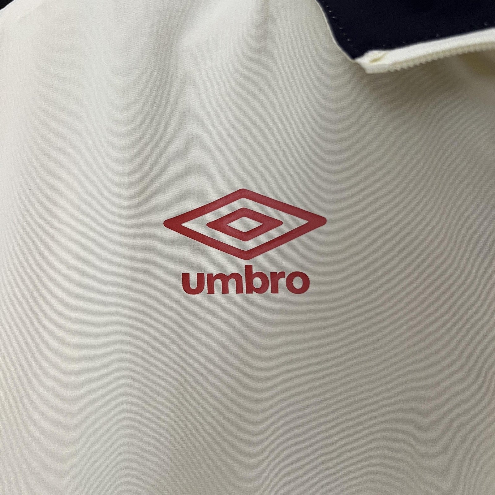 24 25 Fluminese Trench Coat Reversible