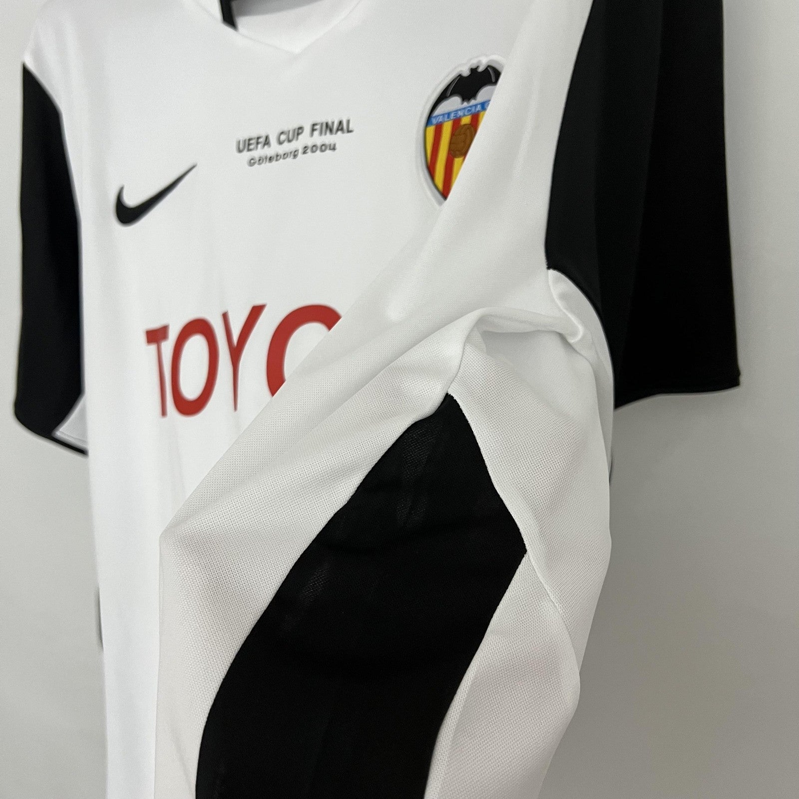 Retro Valencia 03 04 Home