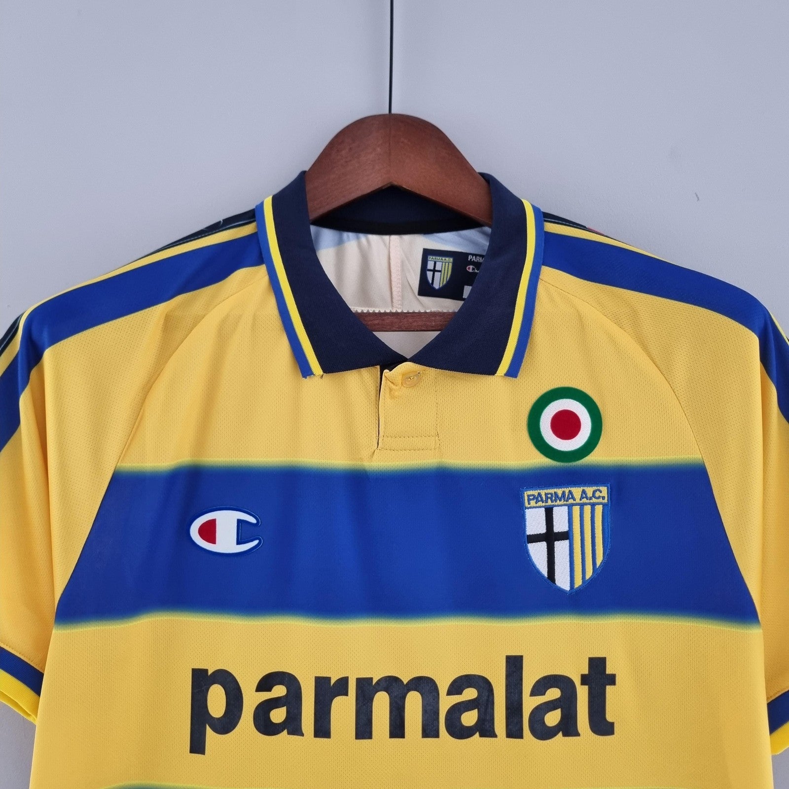 Retro Parma 99 00 Home