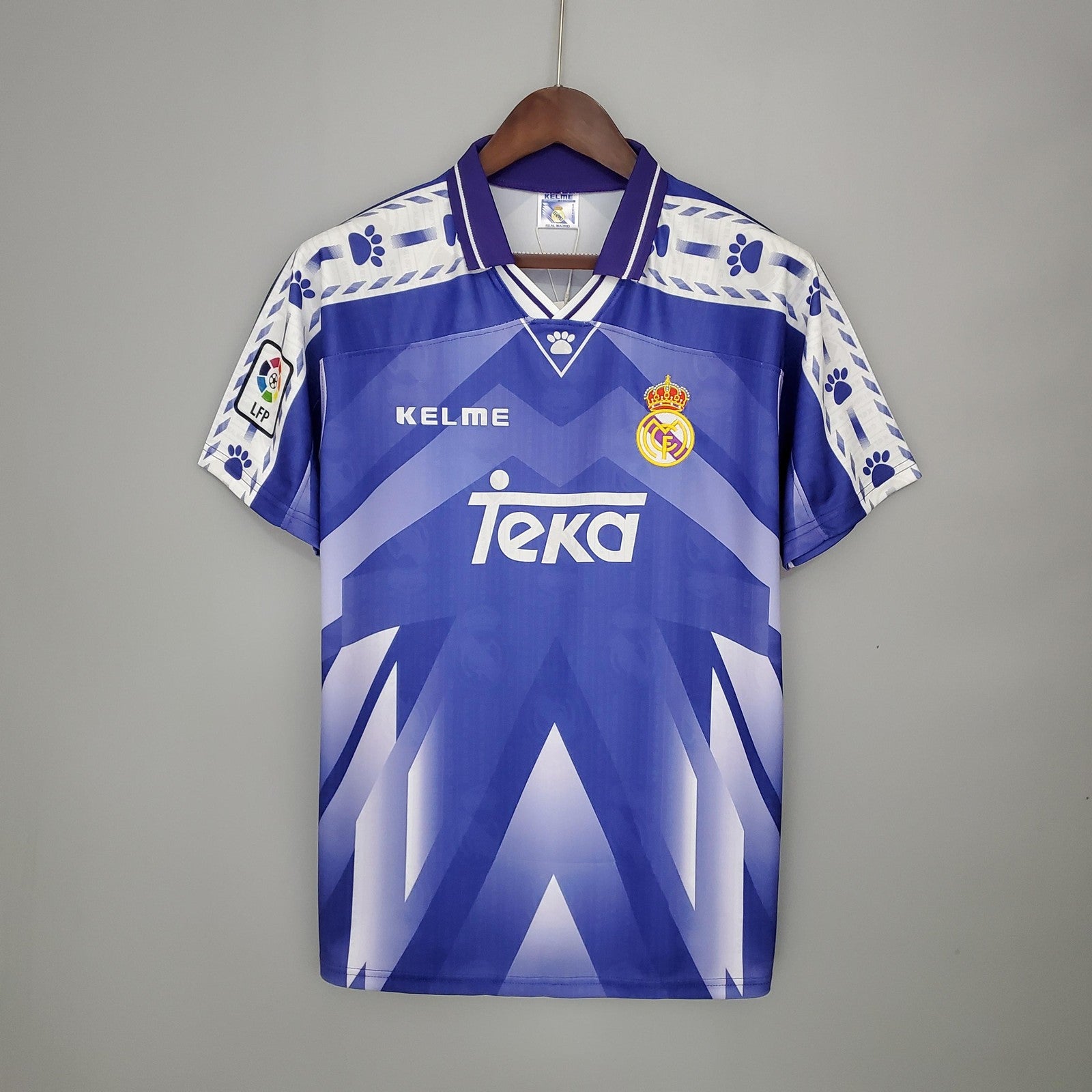 Retro Real Madrid 96 97 Away