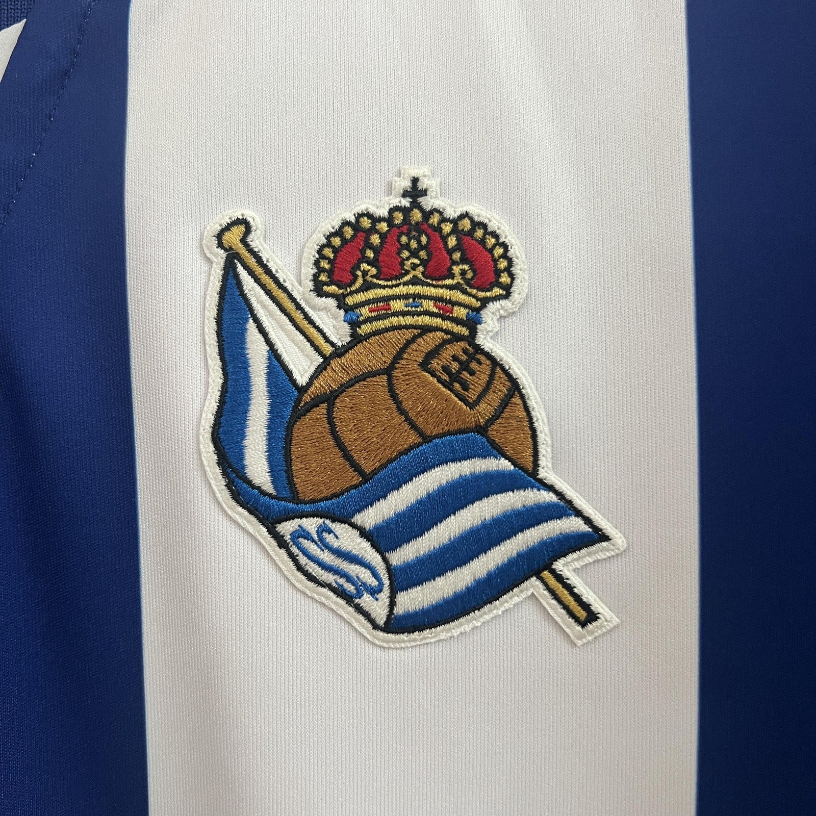 24 25 Real Sociedad Home